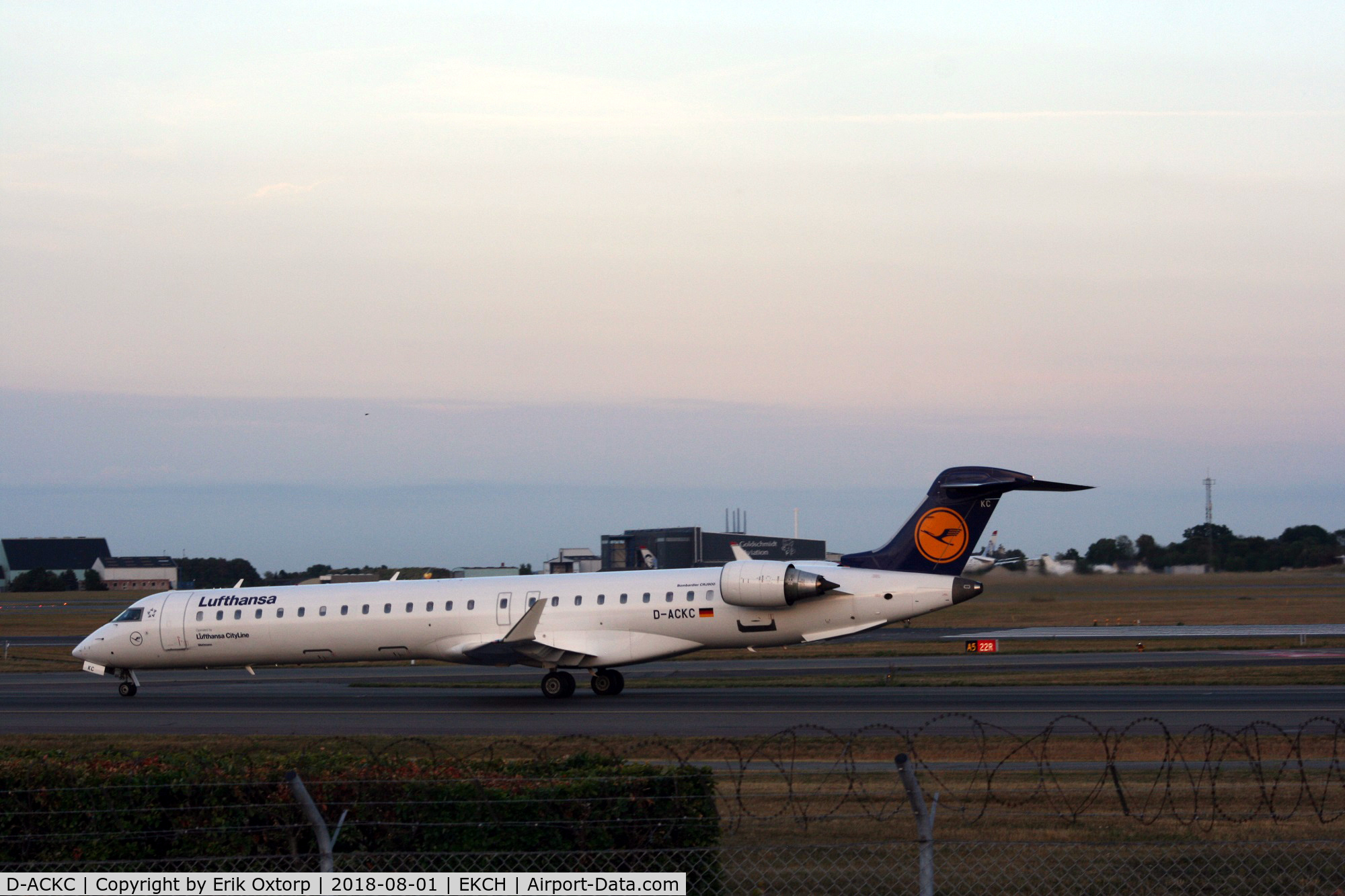 D-ACKC, 2006 Bombardier CRJ-900LR (CL-600-2D24) C/N 15078, D-ACKC landed rw 04L