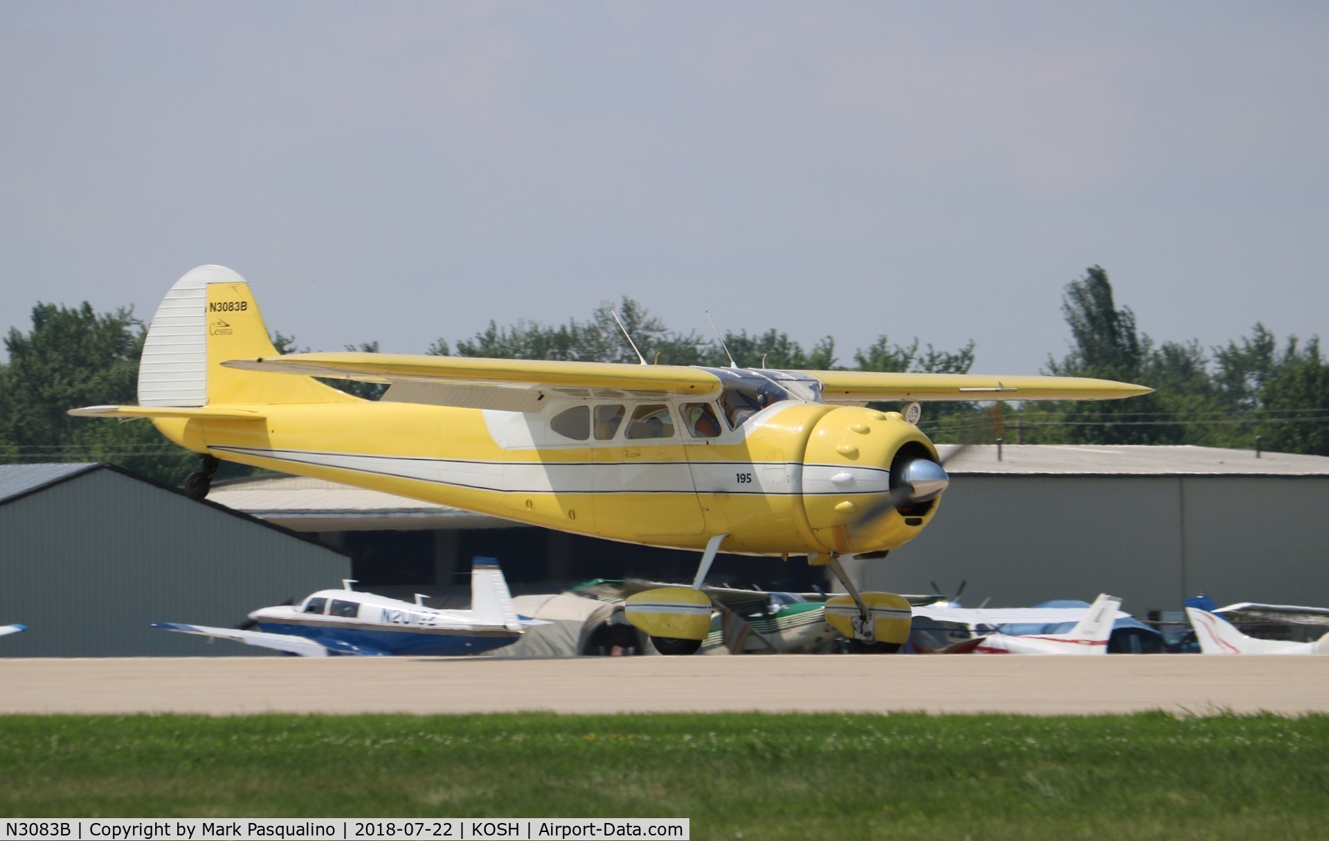 N3083B, 1952 Cessna 195A C/N 7968, Cessna 195A