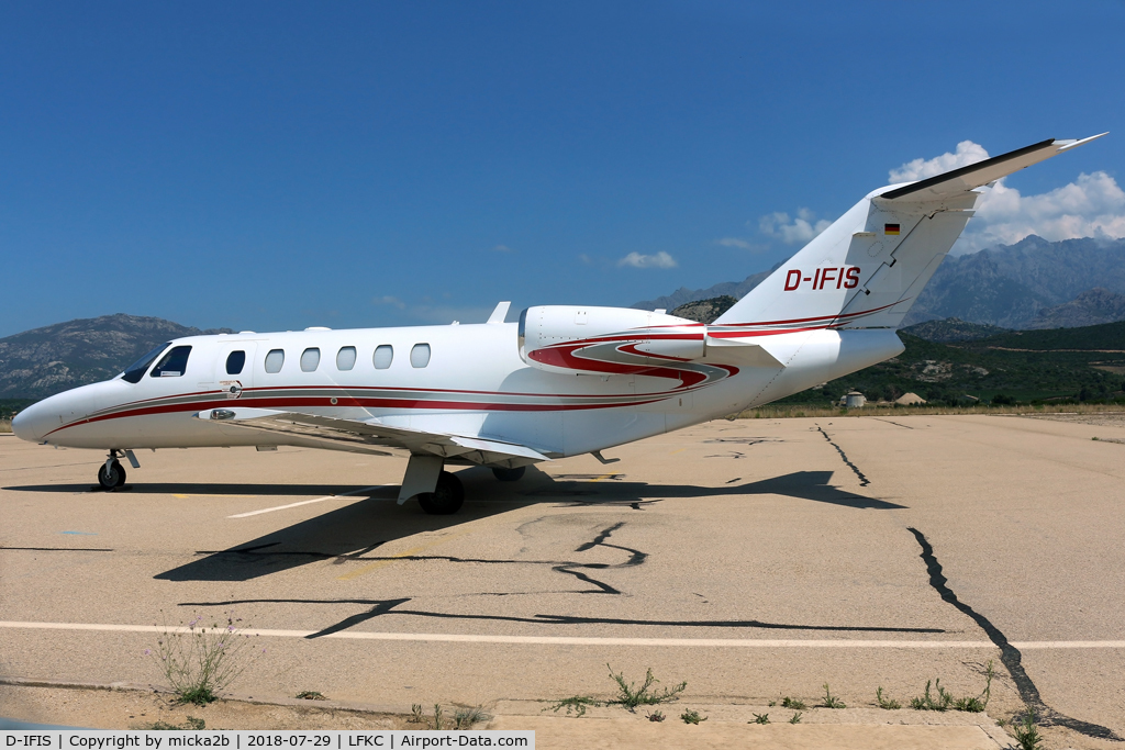 D-IFIS, 2007 Cessna 525A  Citation CJ2+ C/N 525A-0340, Parked