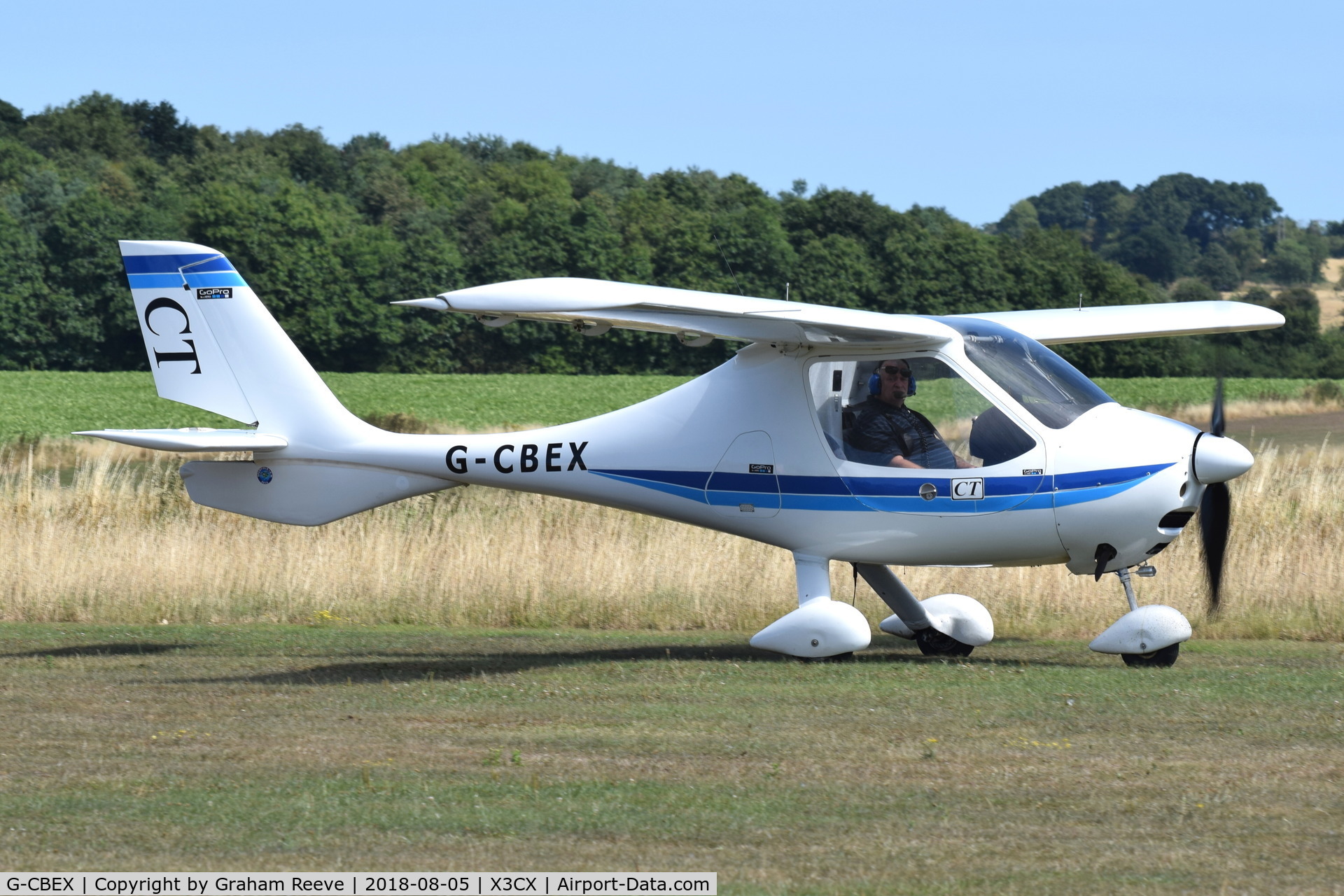G-CBEX, 2001 Flight Design CT2K C/N 01.08.01.23, Just landed at Northrepps.