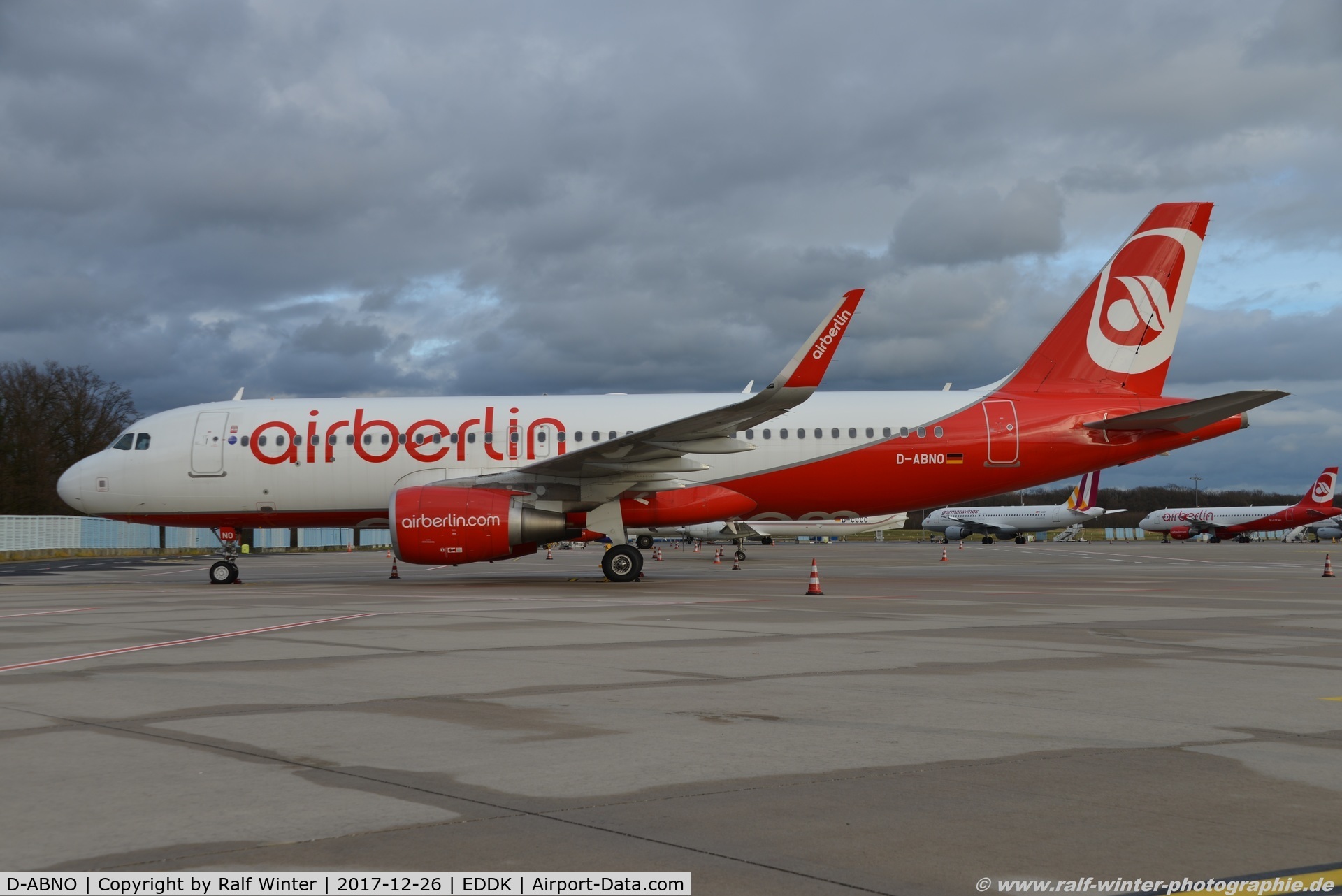 D-ABNO, 2015 Airbus A320-214 C/N 6831, Airbus A320-214(W) - AB BER Air Berlin  - 6831 - D-ABNO - 26.12.2017 - CGN