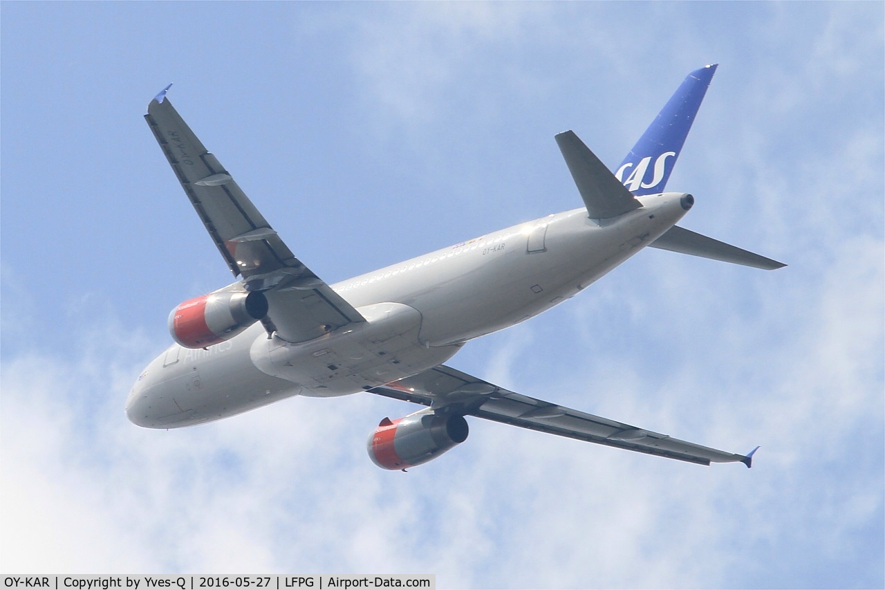 OY-KAR, 2007 Airbus A320-232 C/N 3159, Airbus A320-232, Take off rwy 27L, Roissy Charles De Gaulle airport (LFPG-CDG)