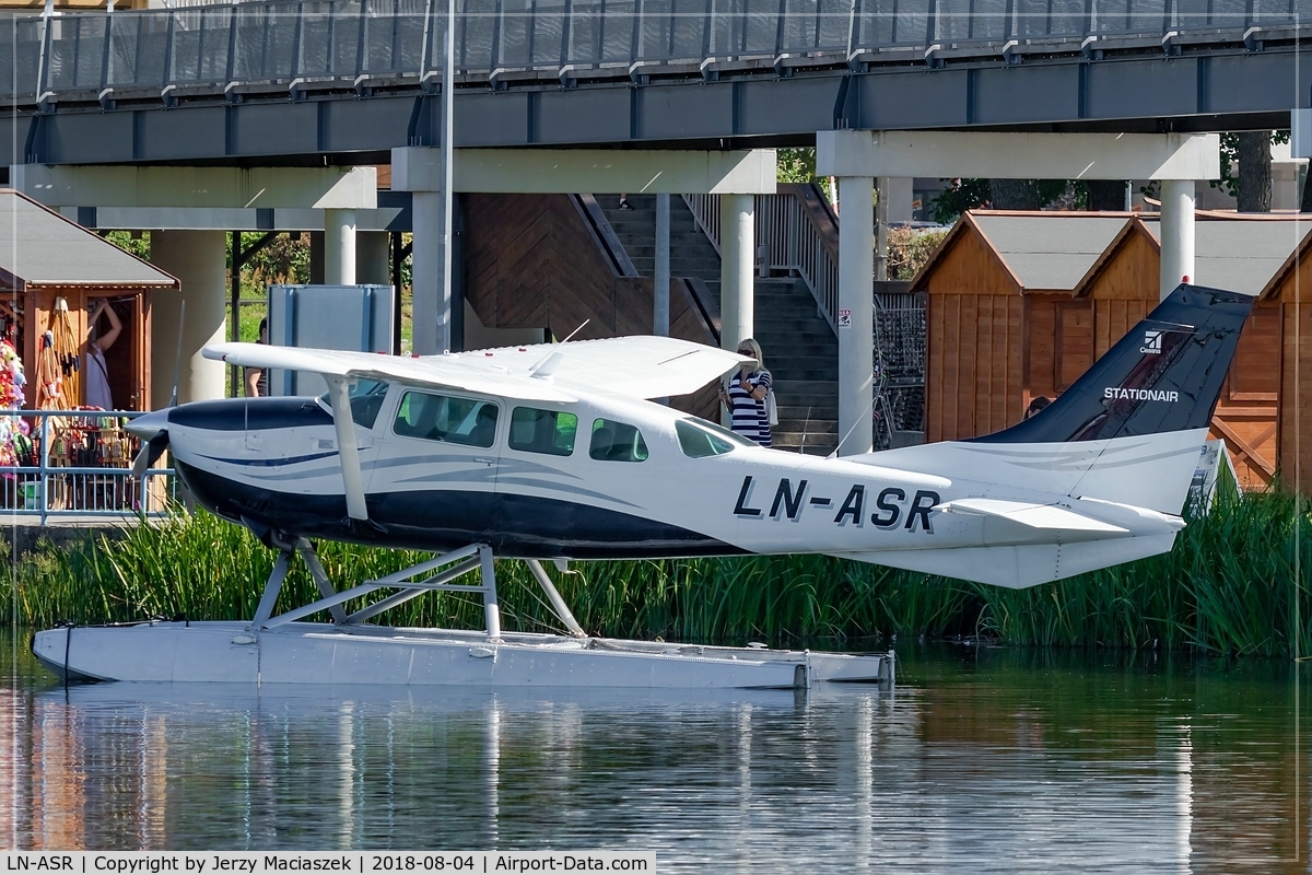 LN-ASR, 1976 Cessna U206F Stationair Stationair C/N U20603141, Cessna U206F Stationair