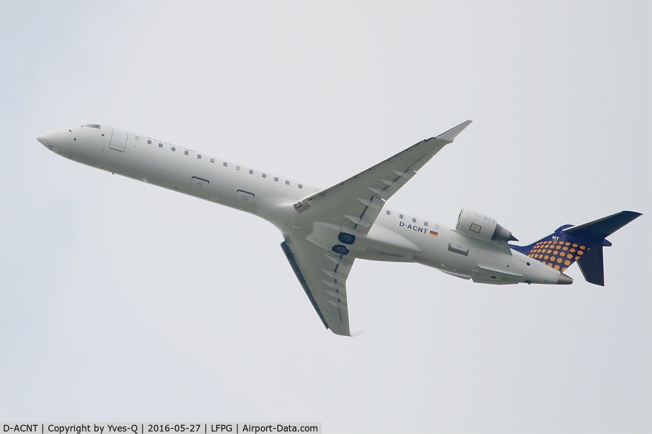 D-ACNT, 2011 Bombardier CRJ-900 NG (CL-600-2D24) C/N 15264, Bombardier CRJ-900 NG, Take off rwy 27L, Roissy Charles De Gaulle airport (LFPG-CDG)