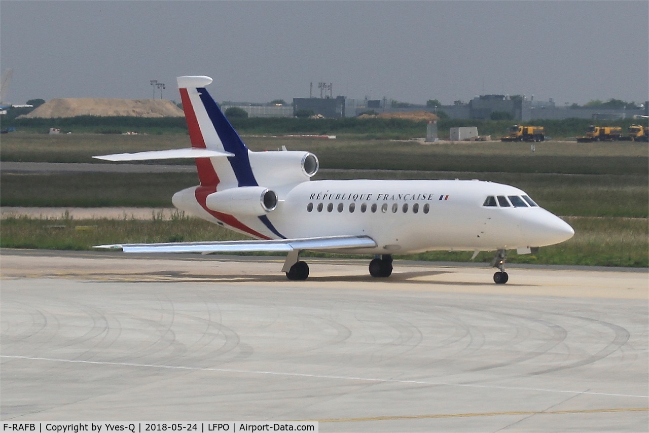F-RAFB, 2010 Dassault Falcon 7X C/N 086, Dassault Falcon 7X, Taxiing, Paris-Orly airport (LFPO-ORY)