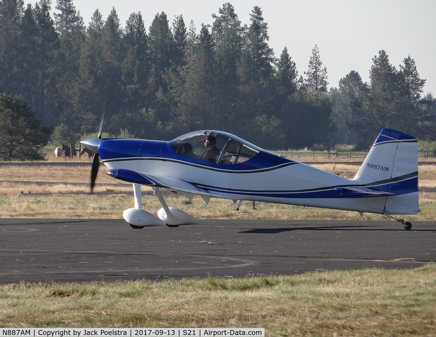 N887AM, Vans RV-14 C/N 140263, at Sunriver airport OR