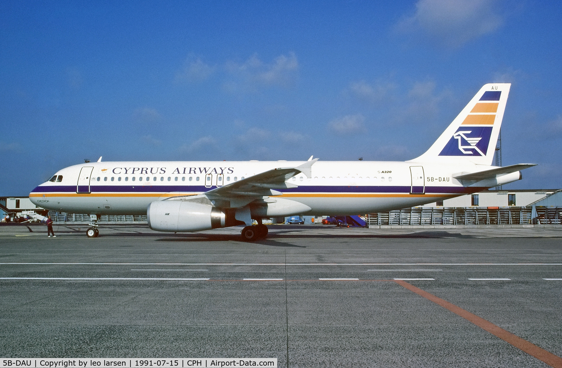 5B-DAU, 1988 Airbus A320-231 C/N 035, Copenhagen 15.7.1991