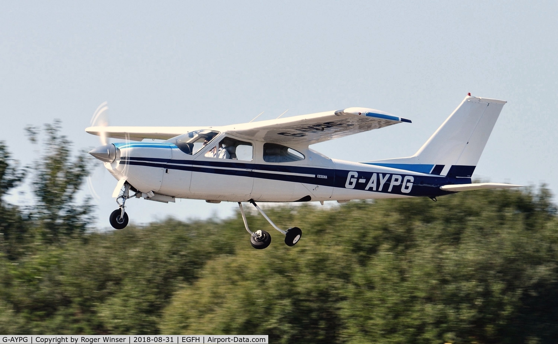 G-AYPG, 1971 Reims F177RG Cardinal RG C/N 0007, Visiting Cessna Cardinal RG departing Runway 22.