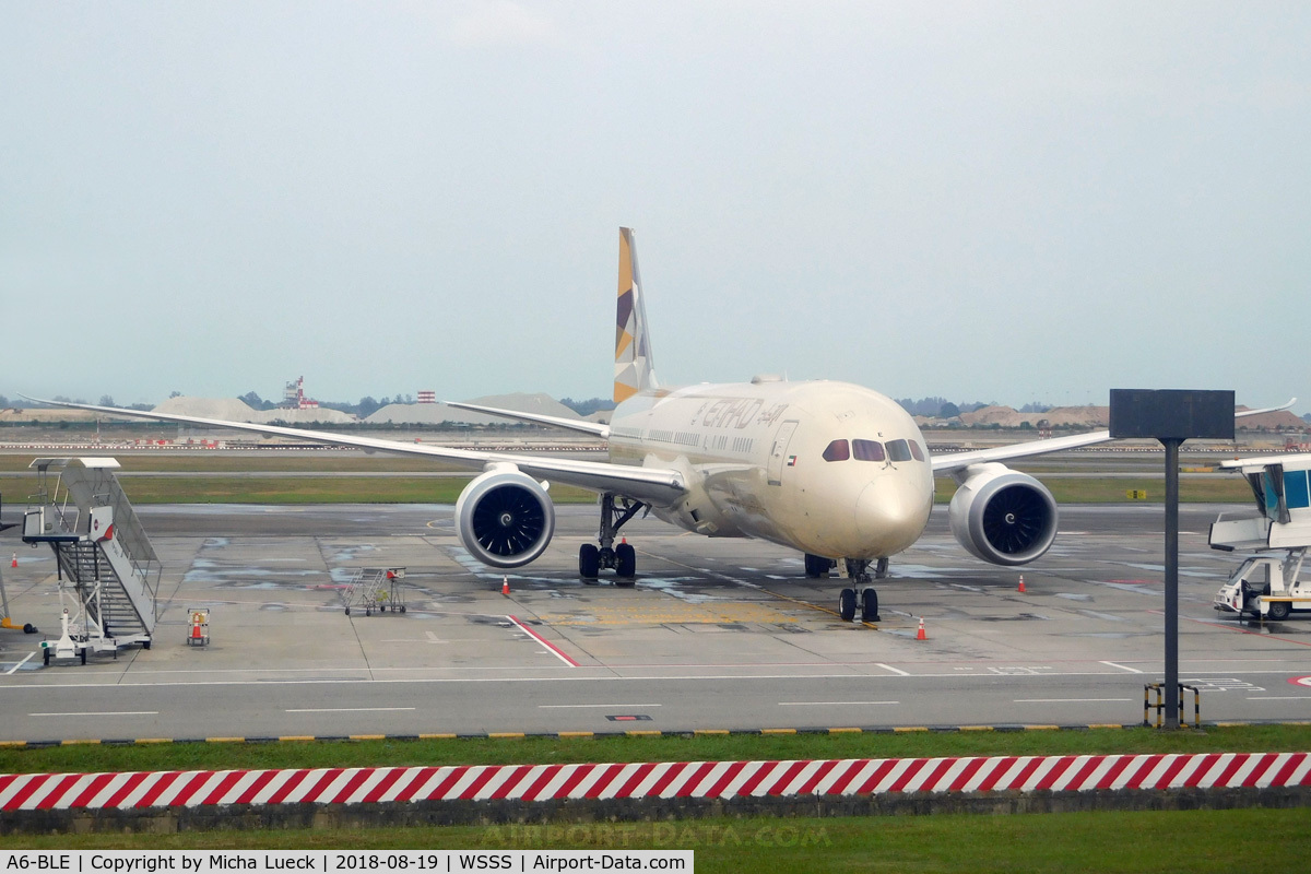 A6-BLE, 2015 Boeing 787-9 Dreamliner C/N 39650, At Changi