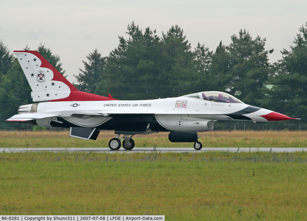 86-0281, 1986 General Dynamics F-16C Fighting Falcon C/N 5C-387, Participant at the Evreux Airshow 2007