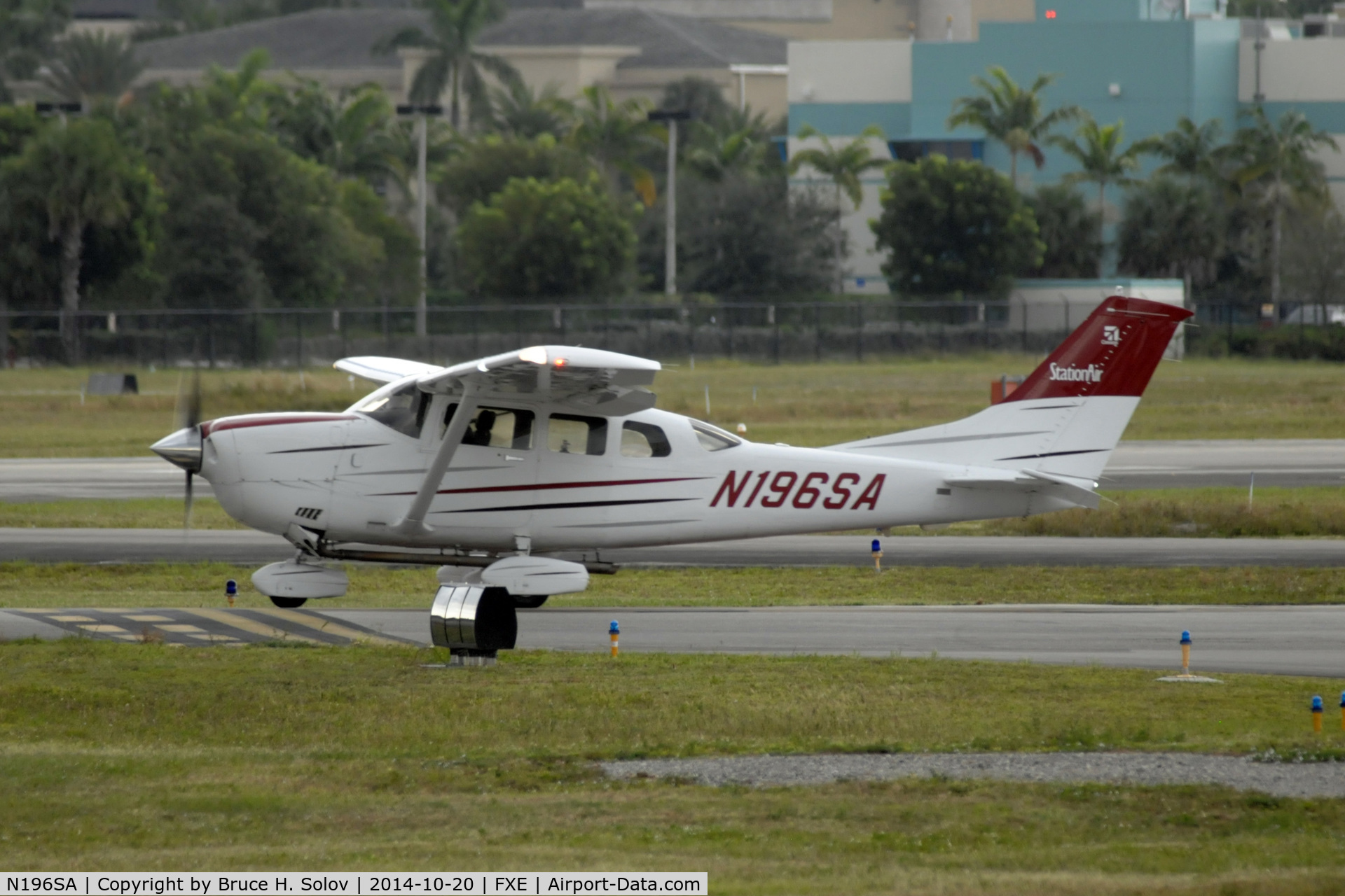 N196SA, 2003 Cessna 206H Stationair C/N 20608197, waiting for departure on runway 9