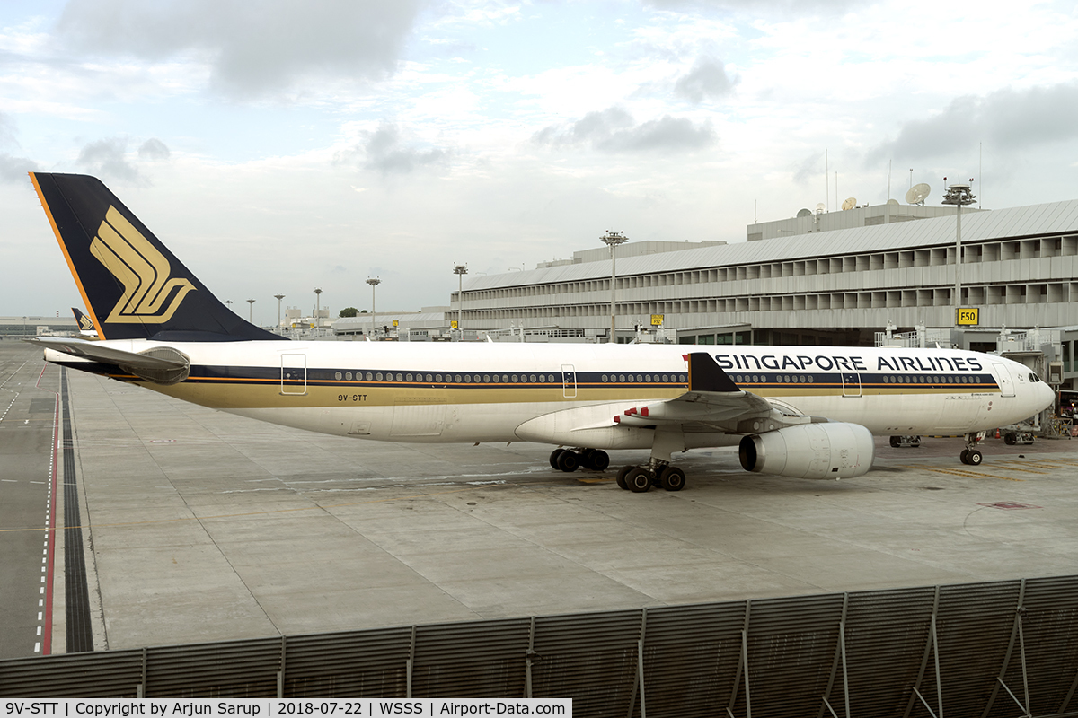 9V-STT, 2013 Airbus A330-343X C/N 1382, Morning arrival of SQ469 from Colombo.