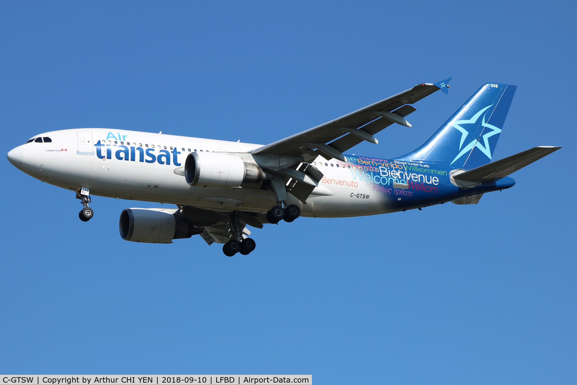 C-GTSW, 1988 Airbus A310-304 C/N 483, Air Transat A310.

Fun fact, I flew in this aircraft in 2013 CDG-YUL.