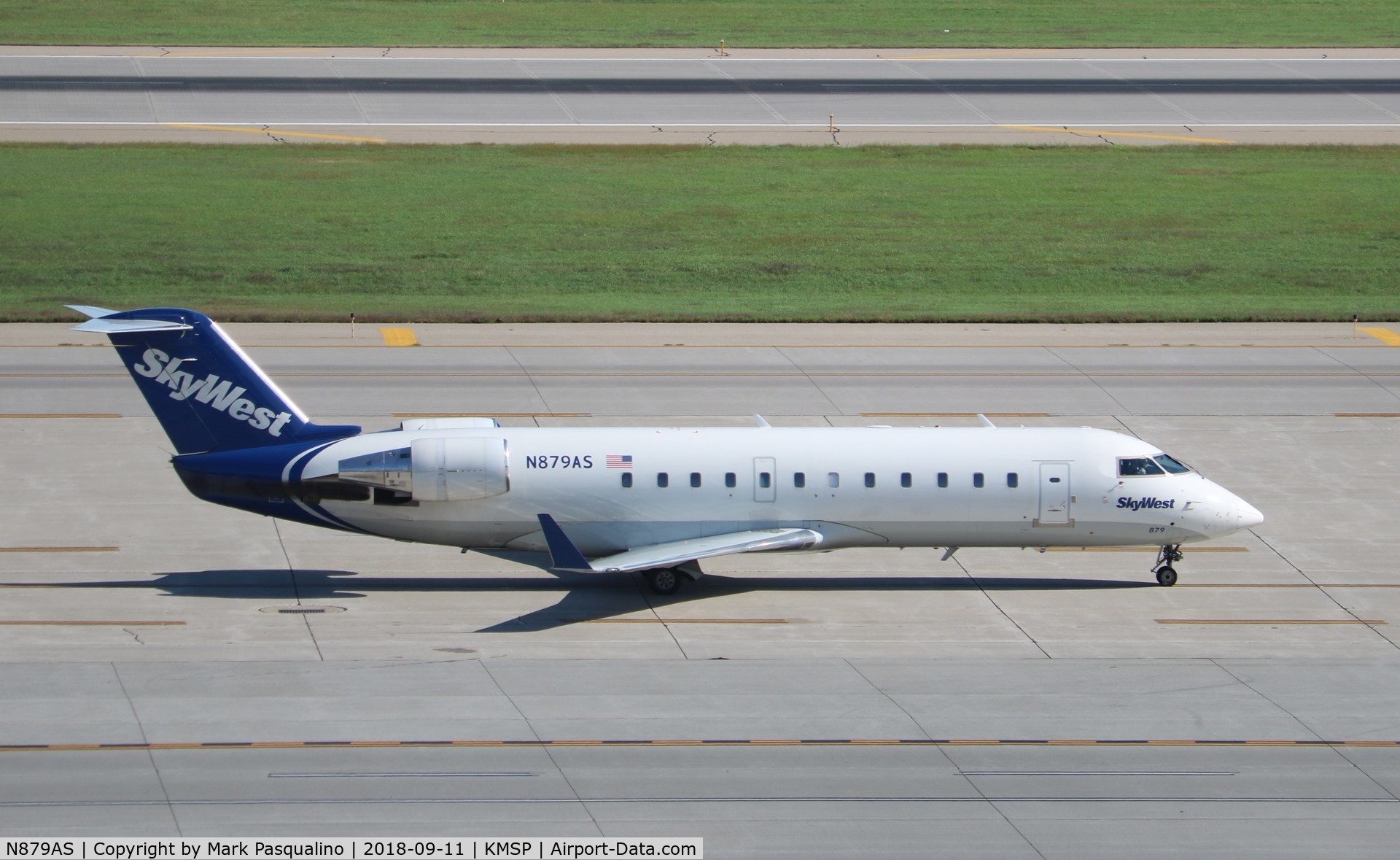 N879AS, 2002 Bombardier CRJ-200ER (CL-600-2B19) C/N 7600, CL-600-2B19