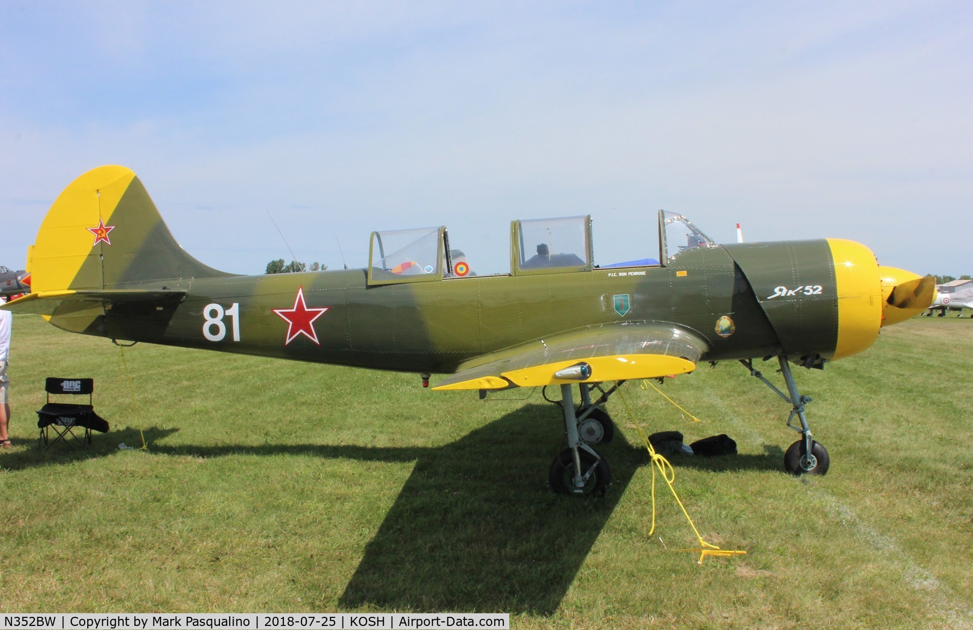 N352BW, 1983 Yakovlev (Aerostar) Yak-52 C/N 833412, YAK-52