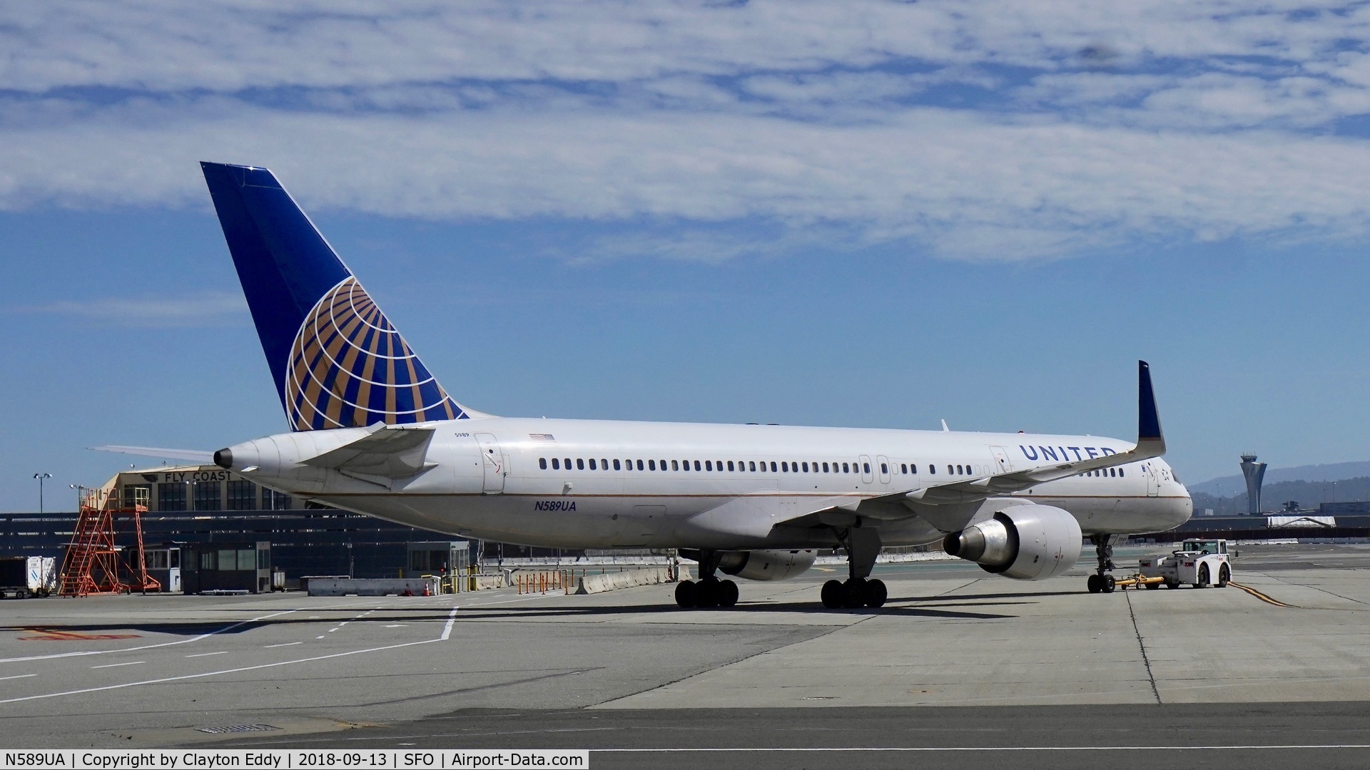 N589UA, 1997 Boeing 757-222 C/N 28707, SFO 2018.