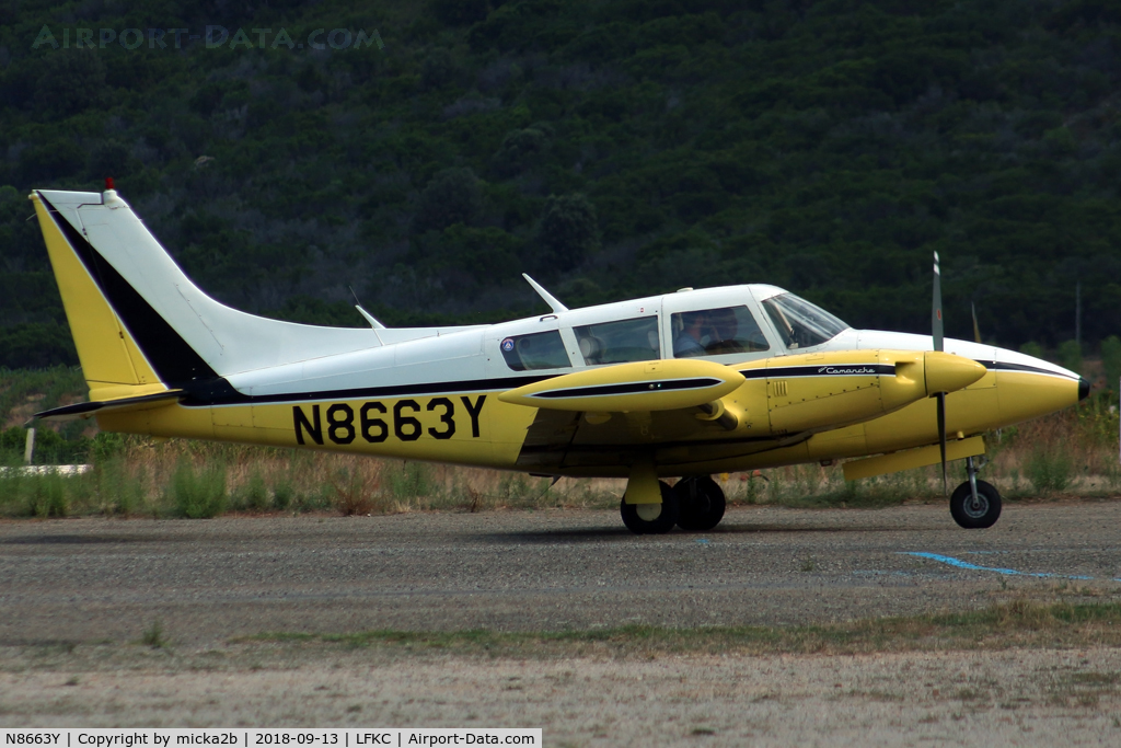 N8663Y, 1969 Piper PA-30 Twin Comanche C/N 30-1805, Taxiing