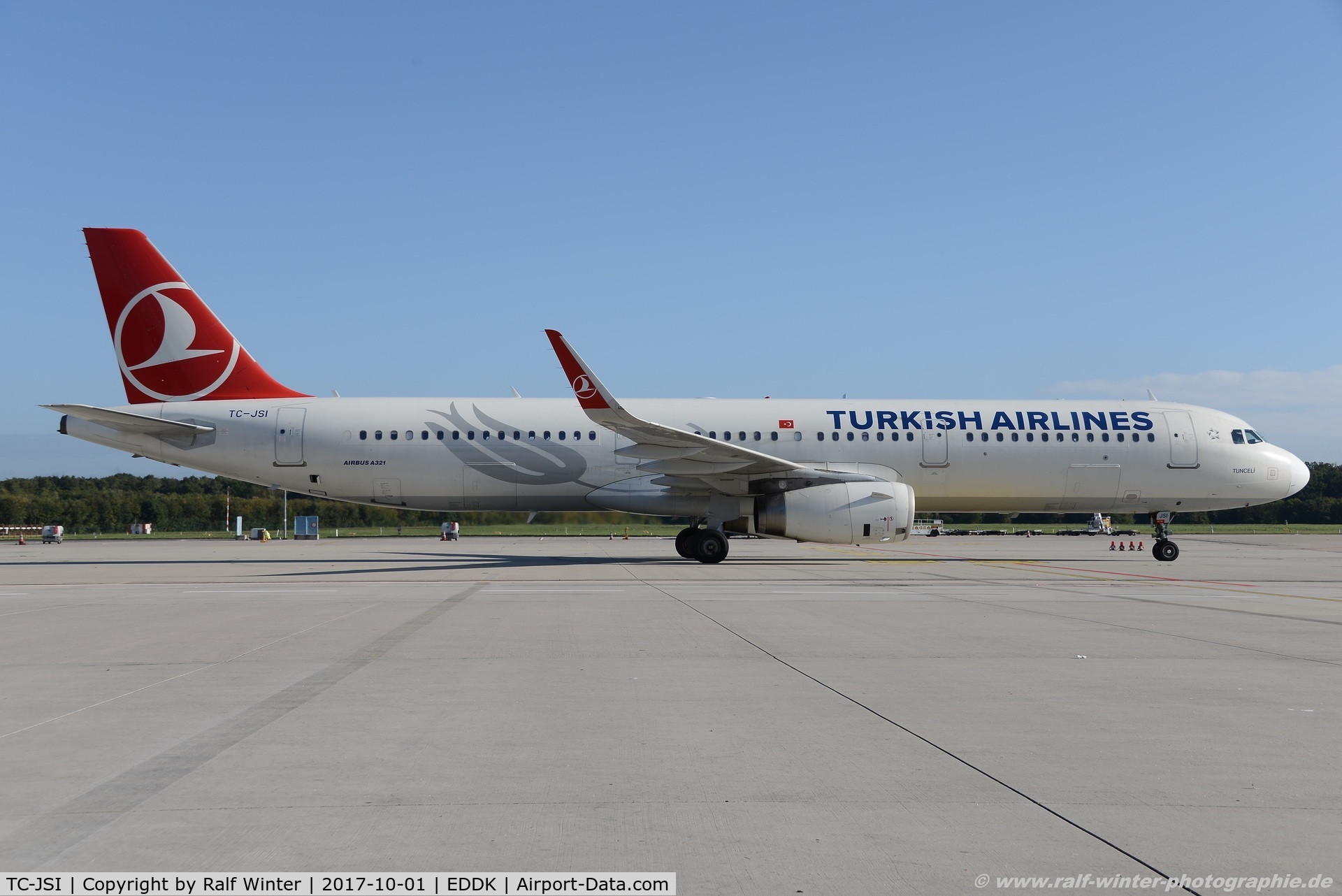 TC-JSI, 2013 Airbus A321-231 C/N 5584, Airbus A321-231 - TK THY Turkish Airlines 'Tunceli' - 5584 - TC-JSI - 01.10.2017 - CGN