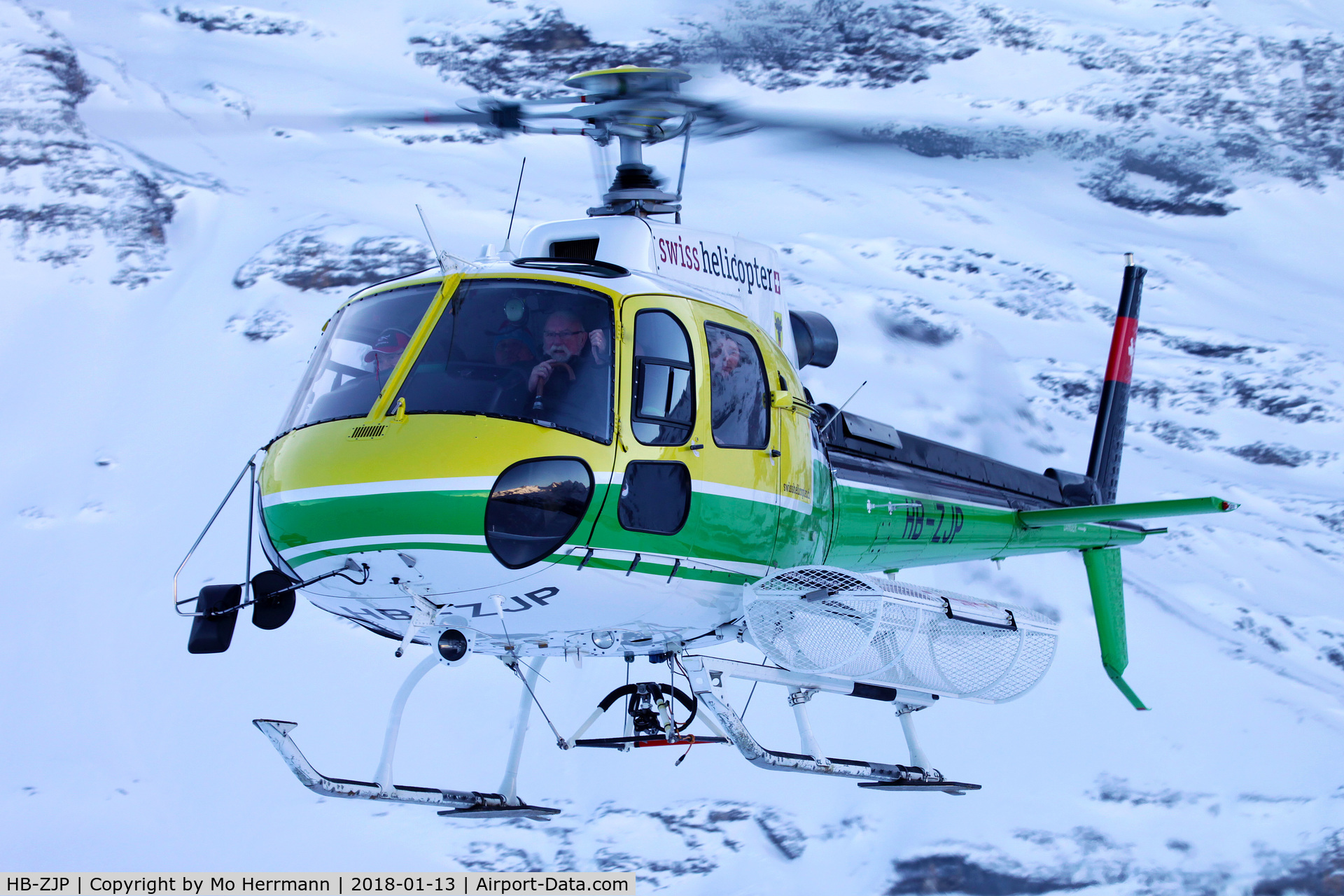 HB-ZJP, 2009 Eurocopter AS-350B-3 Ecureuil Ecureuil C/N 4677, Lauberhorn FIS Ski Race