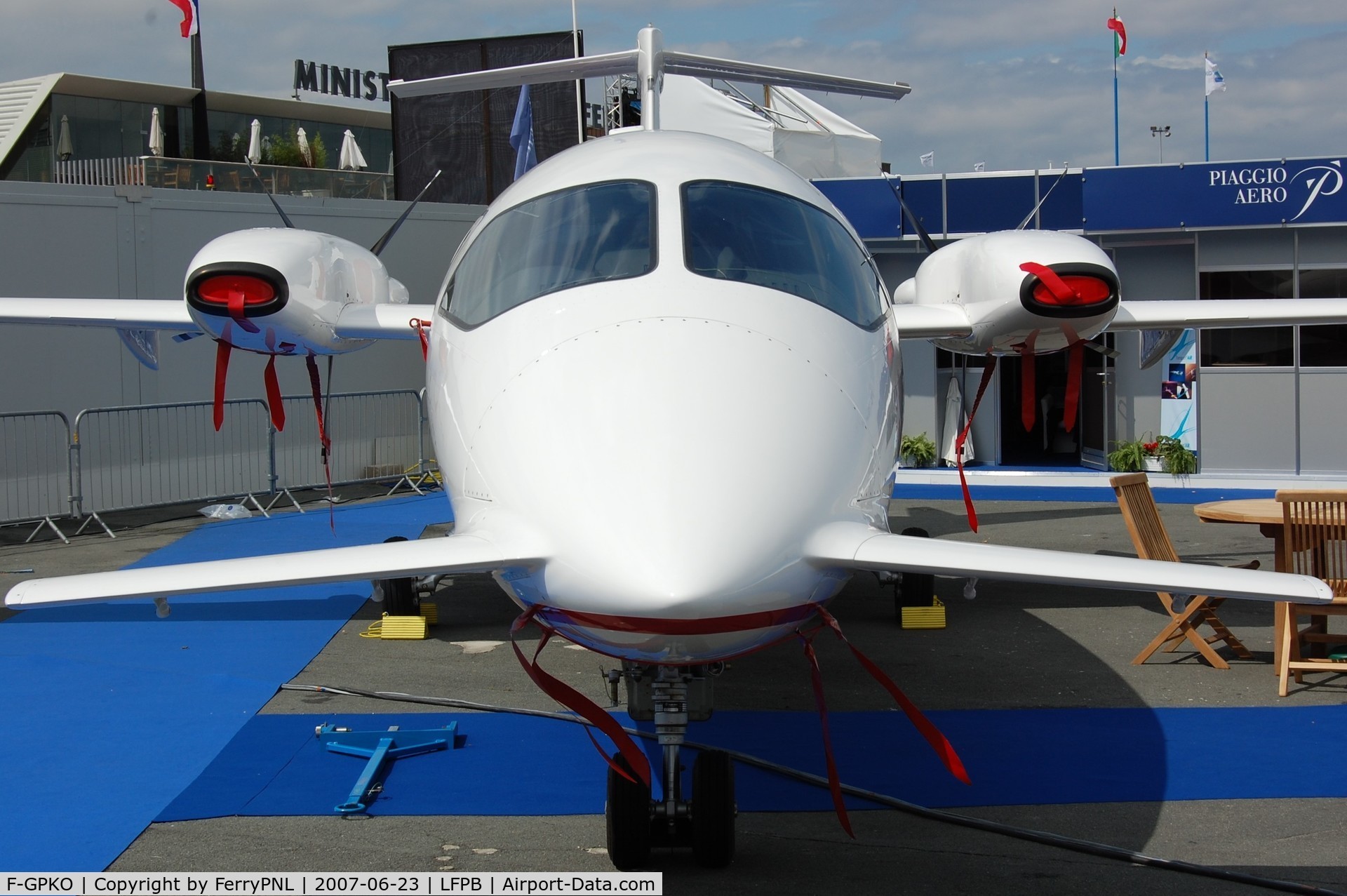 F-GPKO, 2007 Piaggio P-180 Avanti II C/N 1132, Piaggio 180