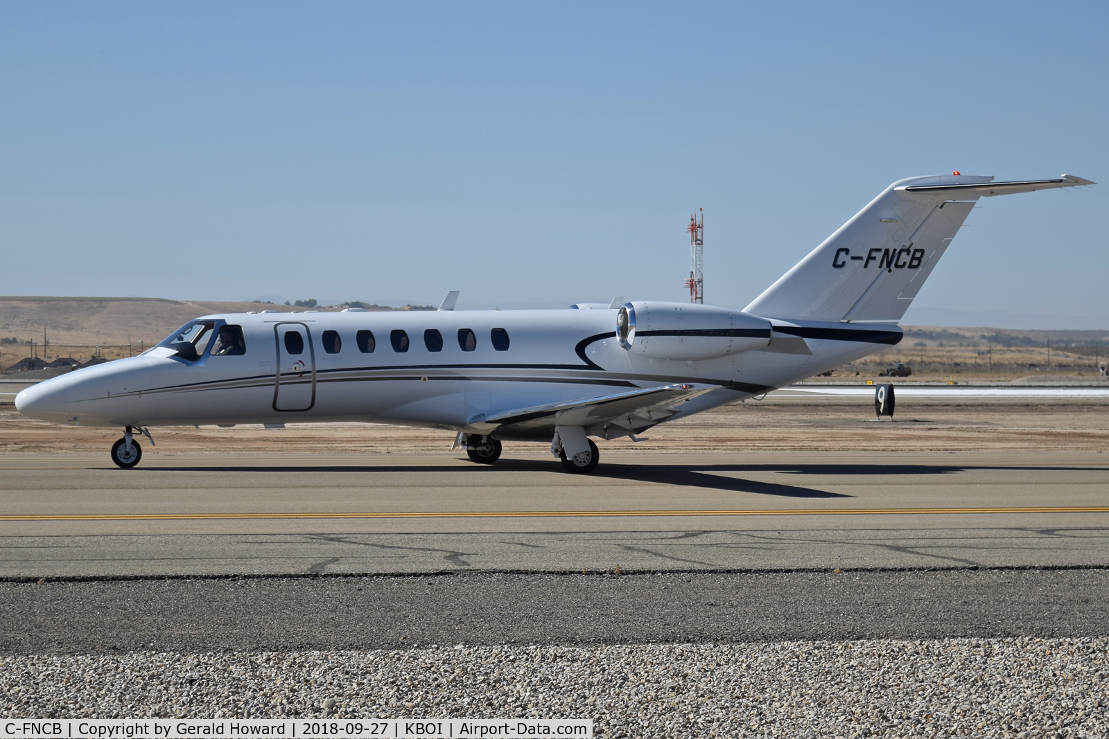 C-FNCB, 2006 Cessna 525B CitationJet CJ3 C/N 525B-0125, Taxiing on Alpha to the Customs ramp.