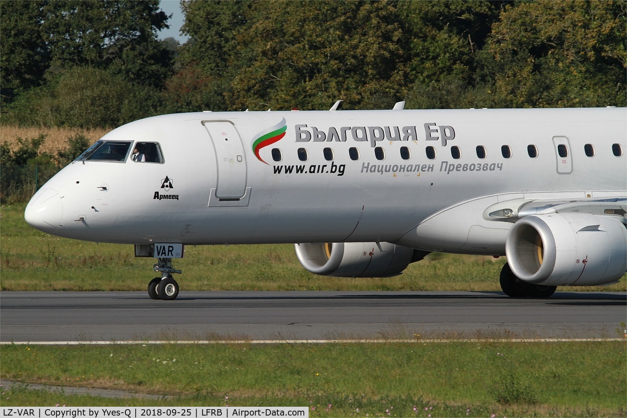 LZ-VAR, 2012 Embraer 190AR (ERJ-190-100IGW) C/N 19000496, Embraer 190AR, Taxiing rwy 07R, Brest-Guipavas Airport (LFRB-BES)