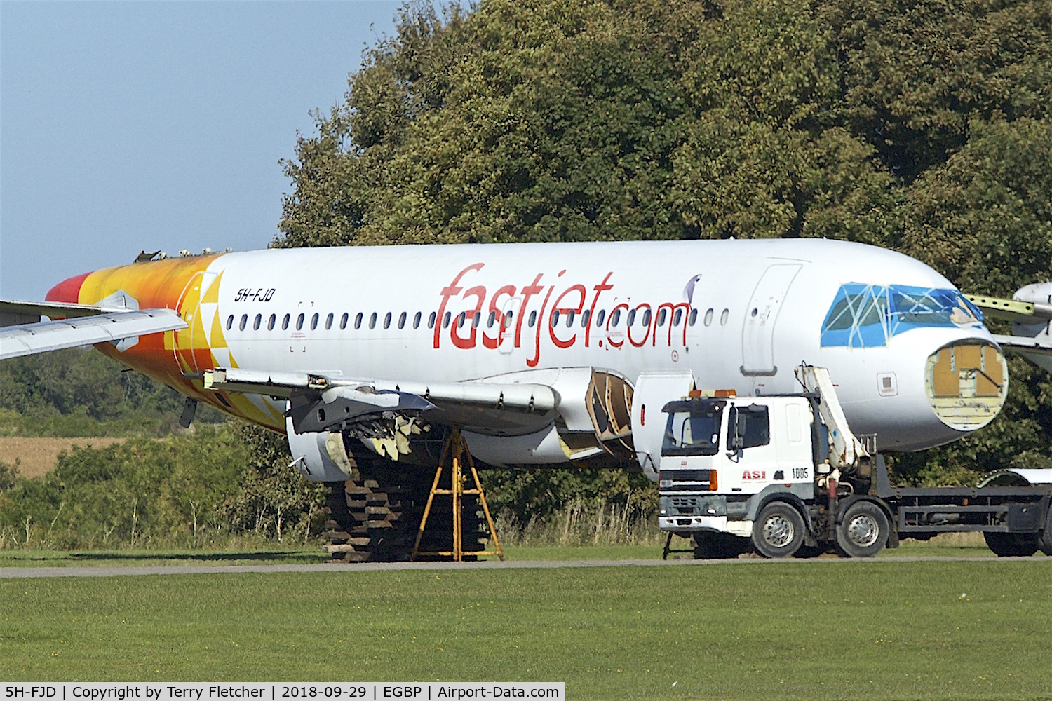 5H-FJD, 2004 Airbus A319-132 C/N 2268, With Air Salvage International for parting out at Cotswold Airport  Kemble , UK