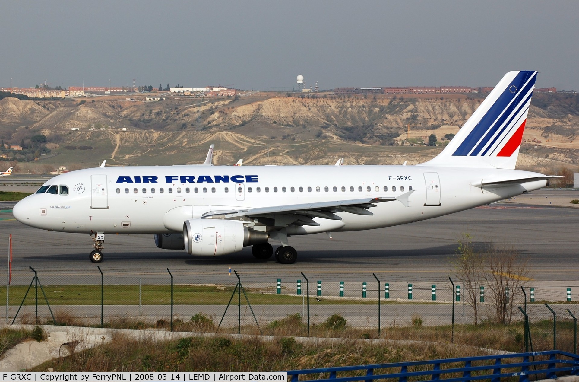 F-GRXC, 2002 Airbus A319-111 C/N 1677, Air France A319