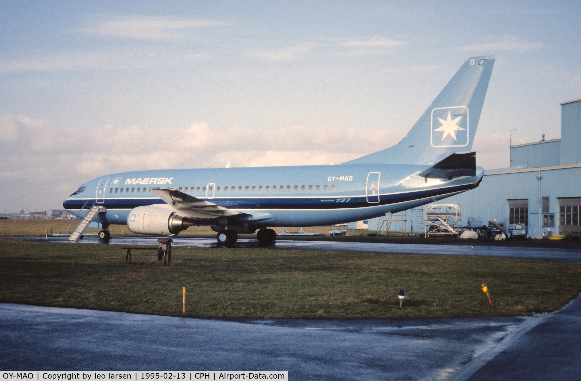 OY-MAO, 1994 Boeing 737-3L9 C/N 27336, Copenhagen 13.2.1995