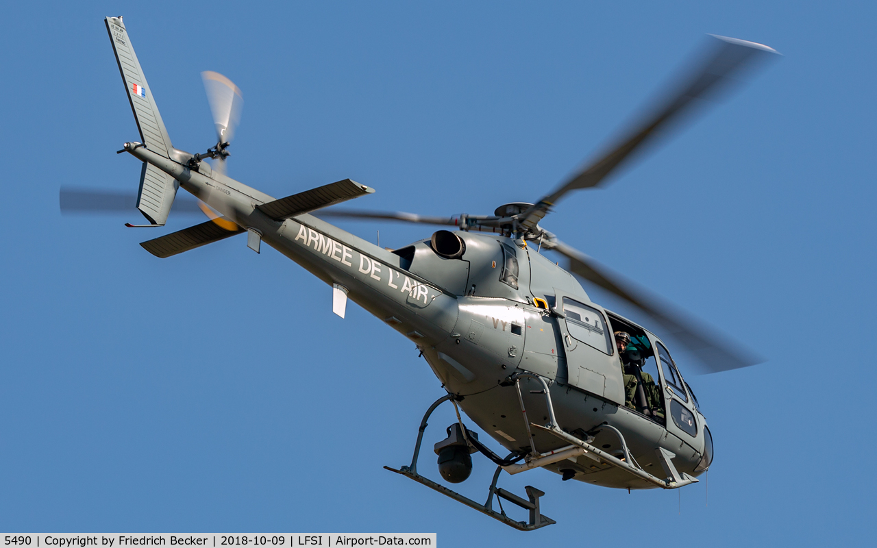 5490, Aérospatiale AS-555AN Fennec C/N 5490, on final