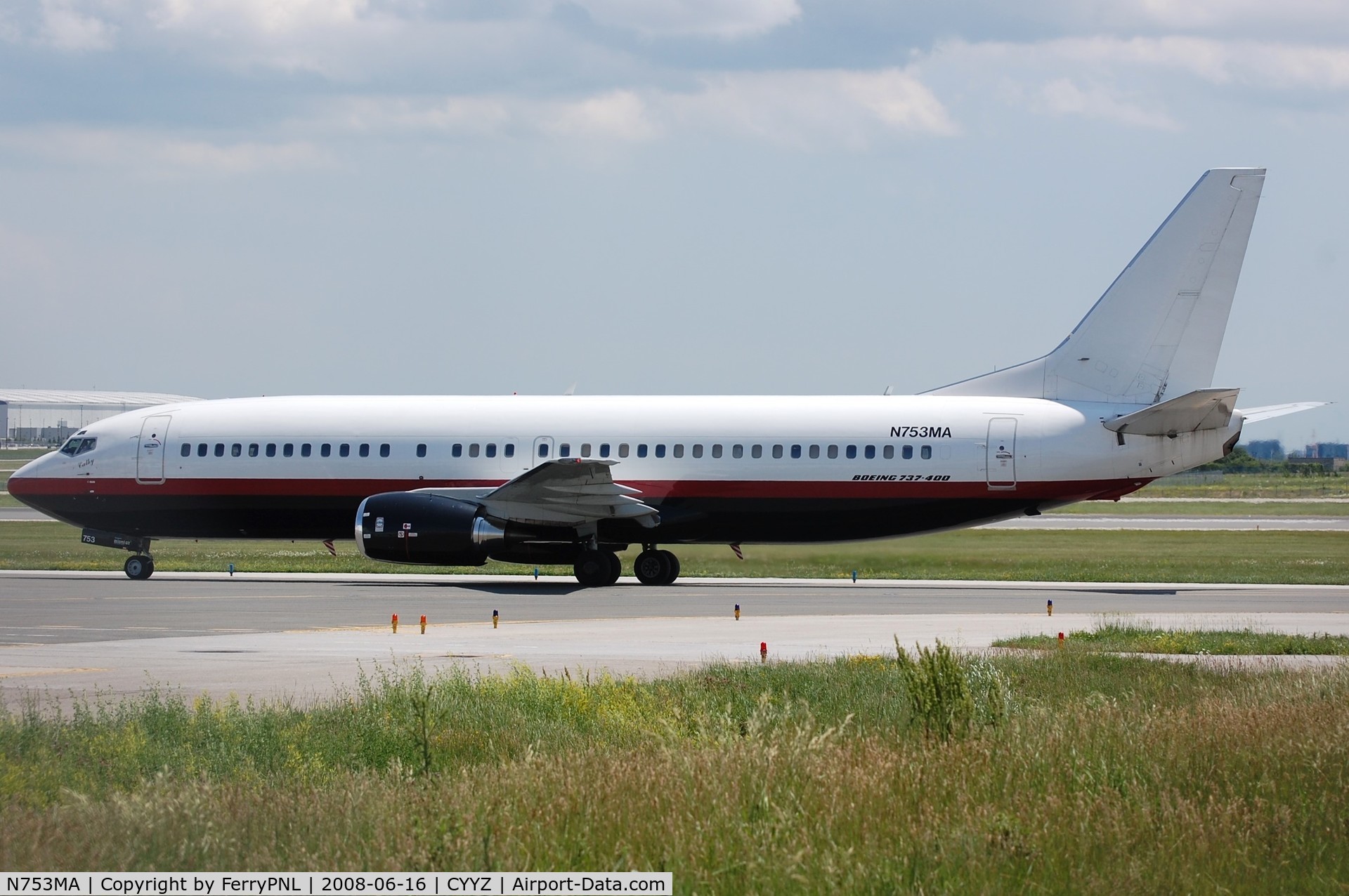 N753MA, 1997 Boeing 737-48E C/N 28053, Miami AIr B734 arriving in YYZ