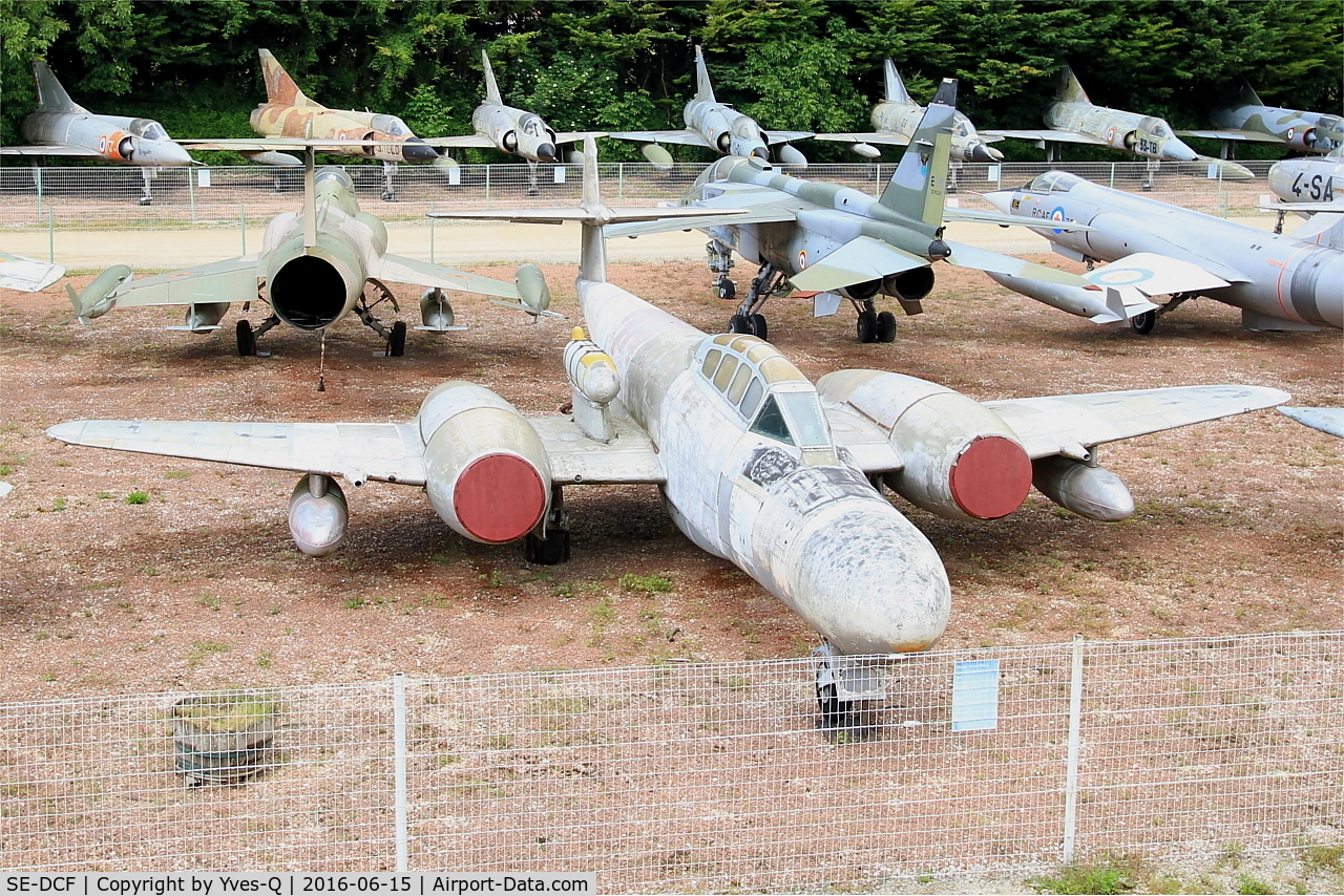 SE-DCF, 1953 Gloster Meteor TT.20 C/N AW5562, Gloster Meteor TT.20, Savigny-Les Beaune Museum