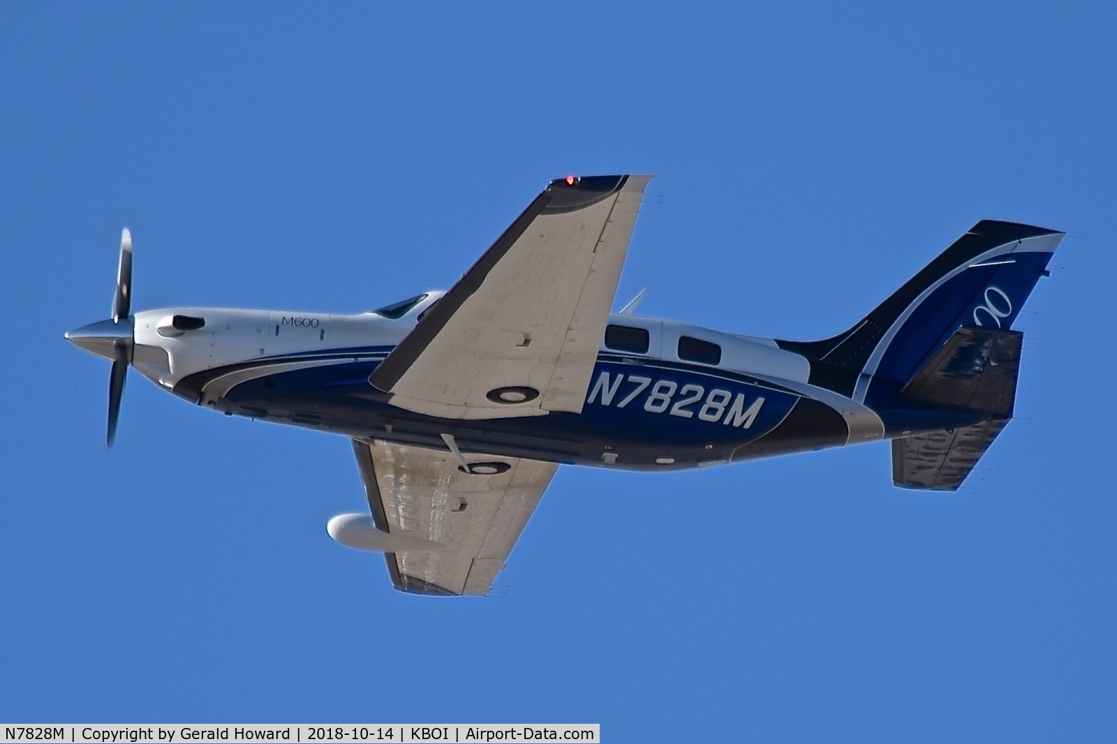 N7828M, 2016 Piper PA-46-600TP C/N 4698009, Departing RWY 28L.