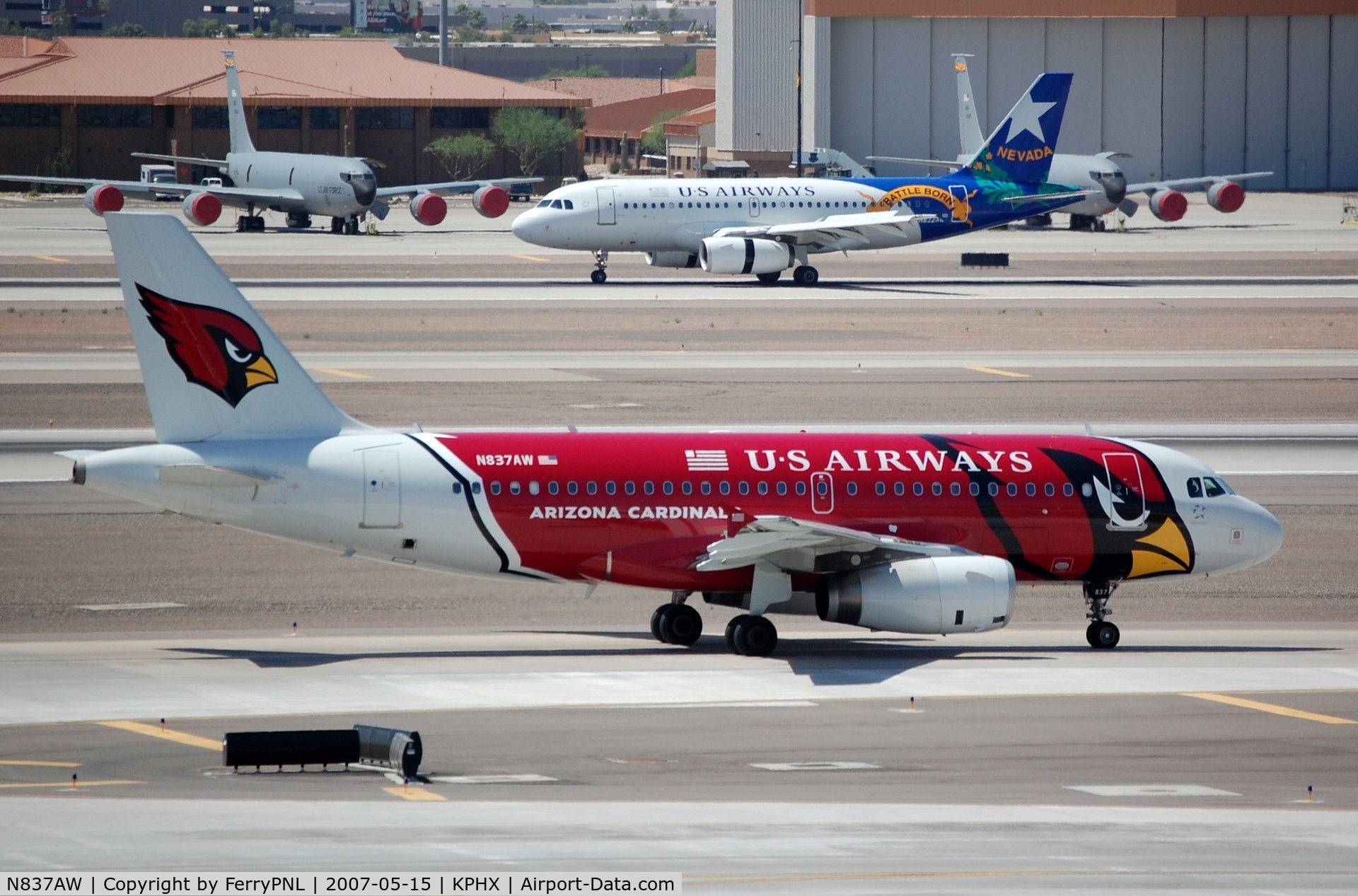 N837AW, 2005 Airbus A319-132 C/N 2595, Arizona and Nevada A319 in one frame.