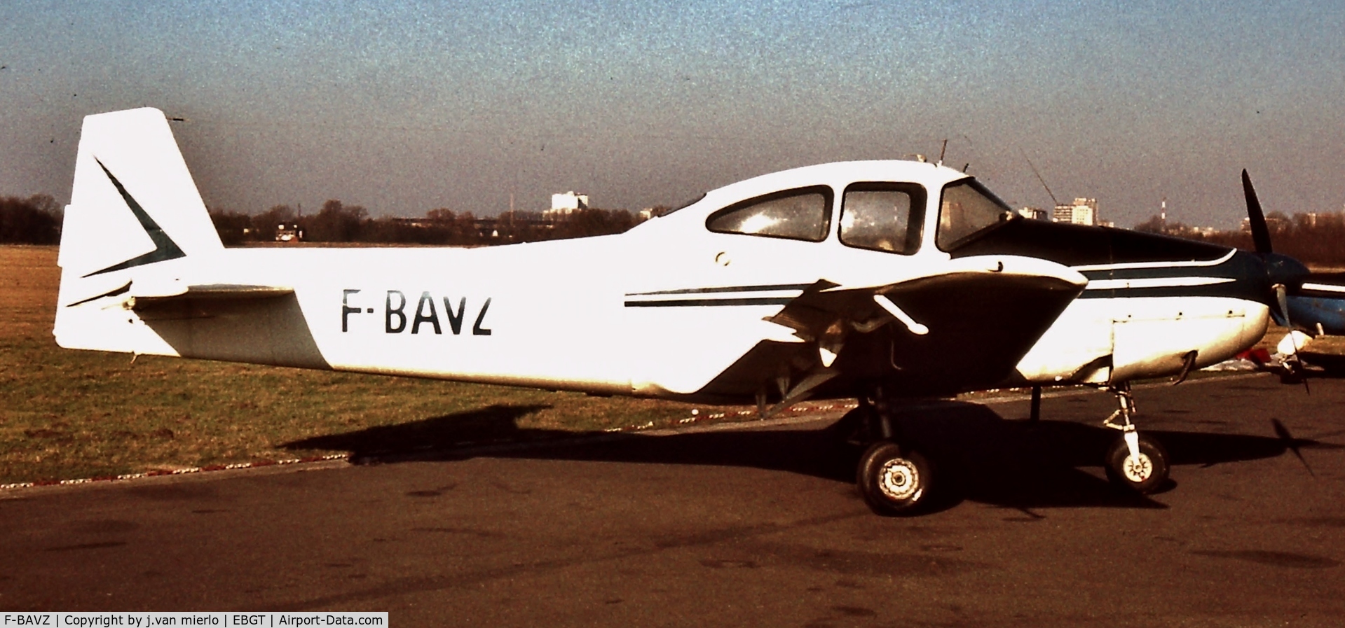 F-BAVZ, North American Navion (NA-145) C/N NAV-4-911, STELLA AIR RACE Ghent, Belgium end'70s
