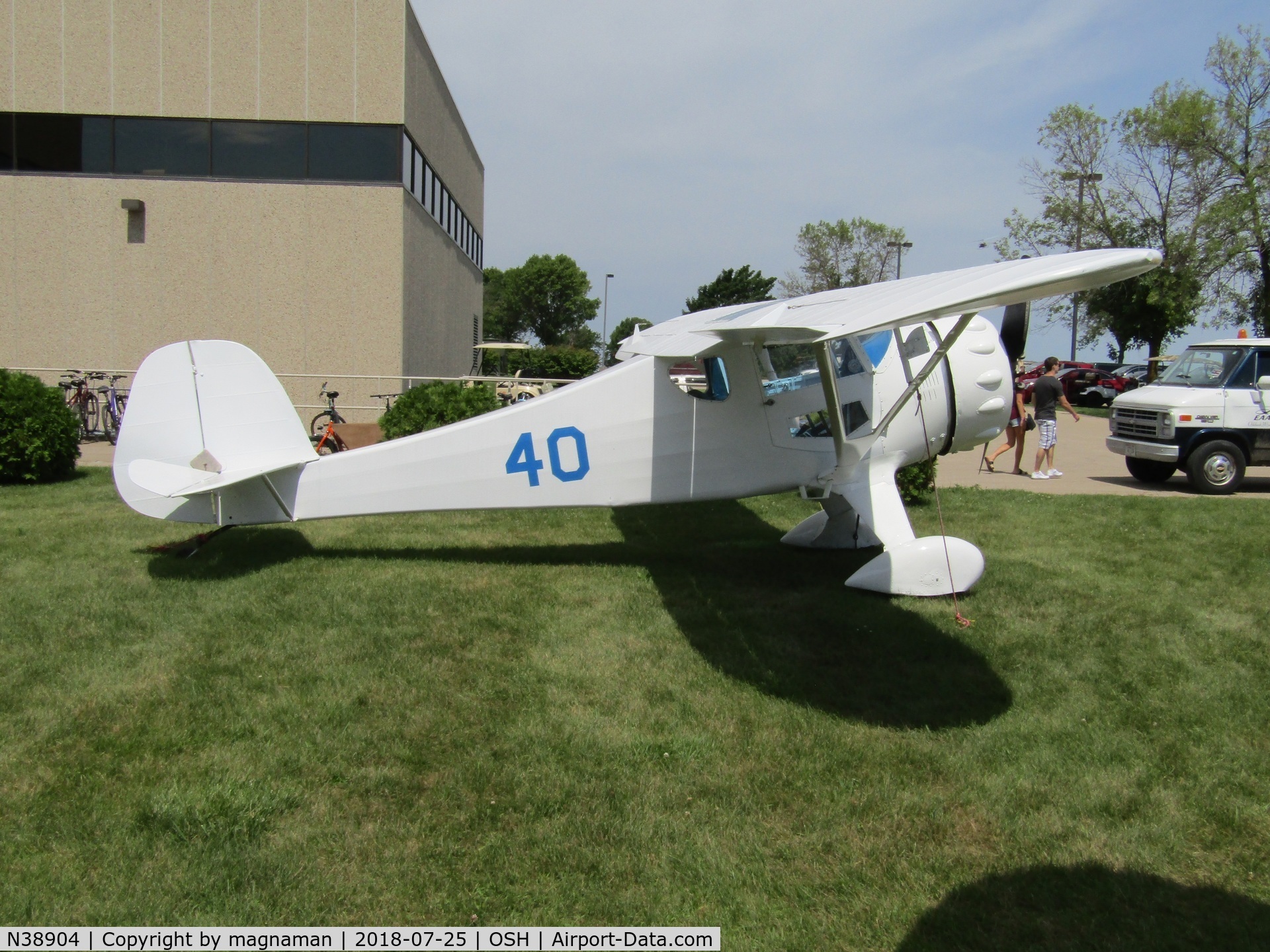N38904, 1941 Monocoupe 90AW C/N A-827, in sun at EAA musuem