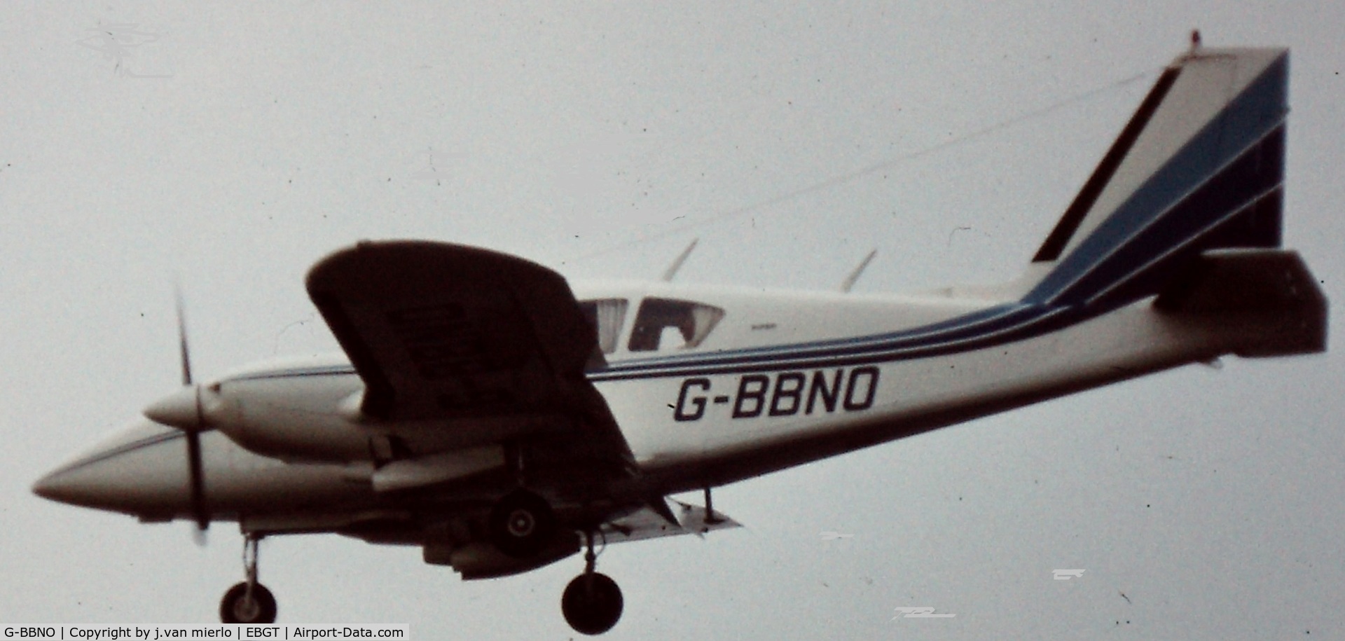 G-BBNO, 1971 Piper PA-23-250 Aztec C/N 27-4656, landing Ghent, Belgium '79
