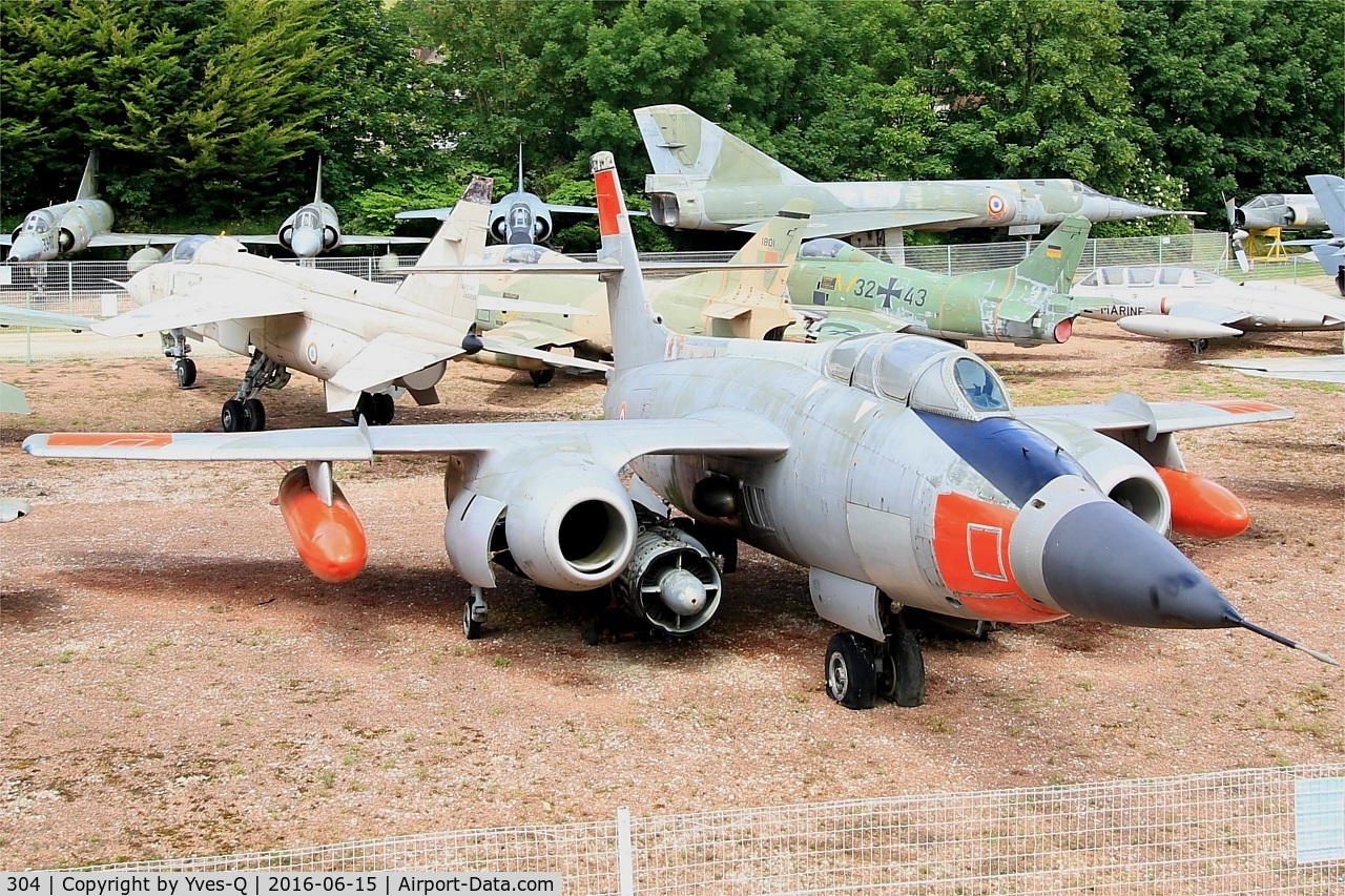 304, 1956 Sud Aviation SO.4050 Vautour IIN C/N 11, Sud Aviation SO.4050 Vautour IIN, Savigny-Les Beaune Museum