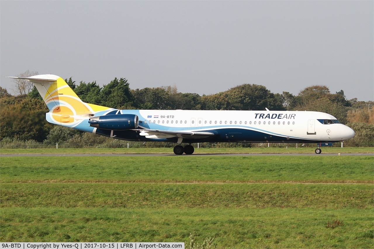 9A-BTD, 1992 Fokker 100 (F-28-0100) C/N 11407, Fokker 100, Taxiing rwy 25L, Brest-Bretagne airport (LFRB-BES)
