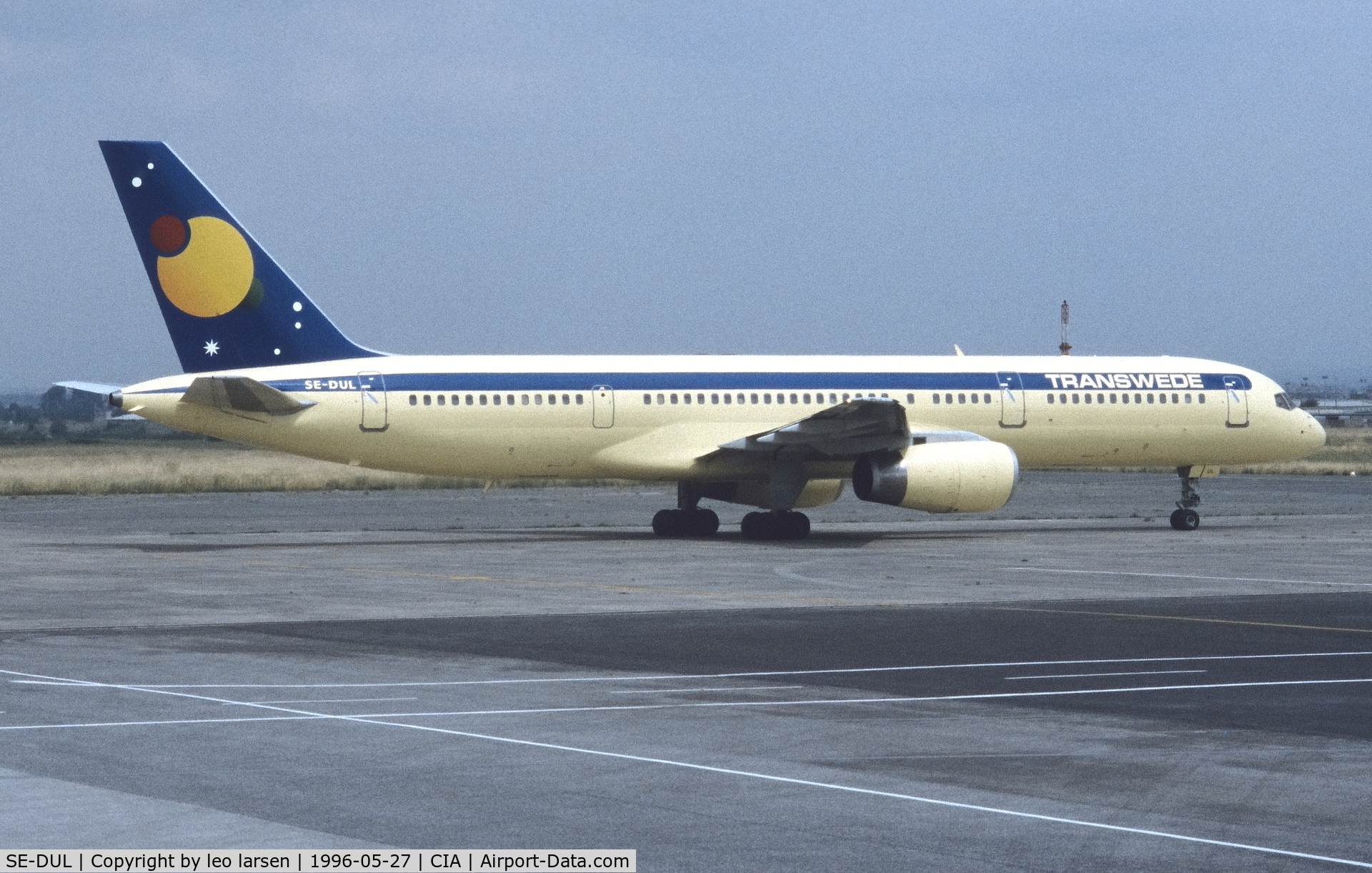 SE-DUL, 1992 Boeing 757-2Y0/F C/N 26151, Rome Ciampino 27.5.1996