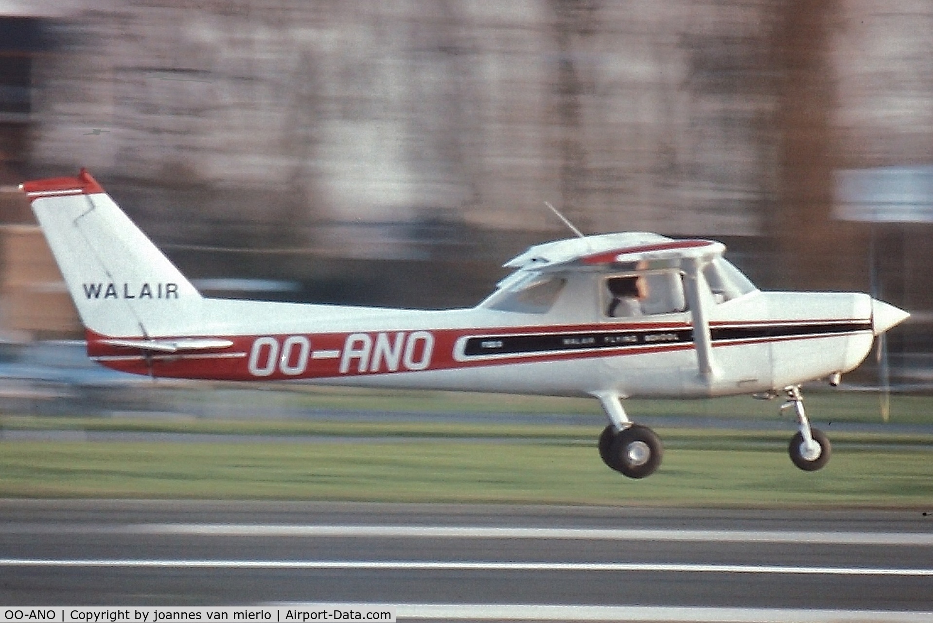 OO-ANO, 1980 Reims F152 C/N 1745, solid as a rock.....