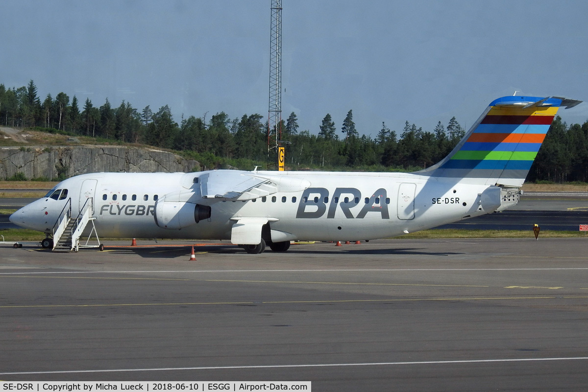 SE-DSR, 1994 British Aerospace Avro 146-RJ100A C/N E3244, At Gothenburg