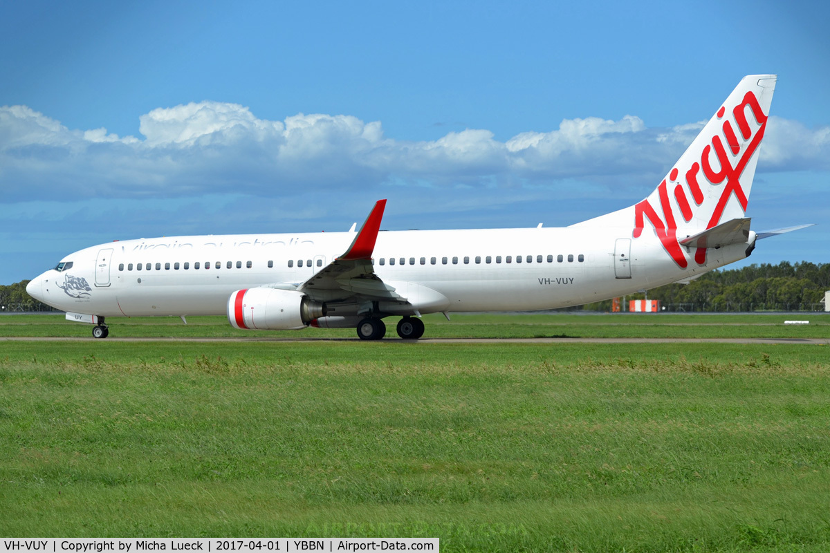 VH-VUY, 2010 Boeing 737-8KG C/N 39450/3494, At Brisbane