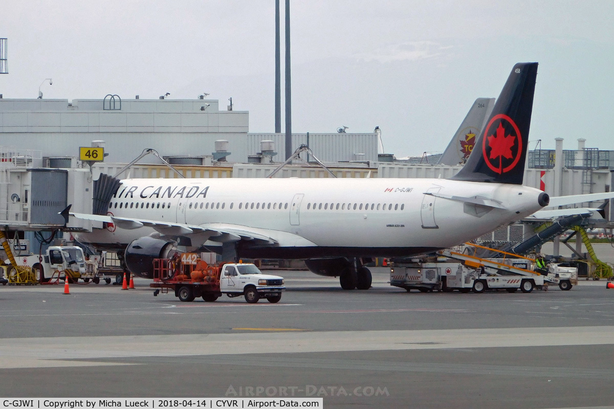 C-GJWI, 2002 Airbus A321-211 C/N 1772, At Vancouver