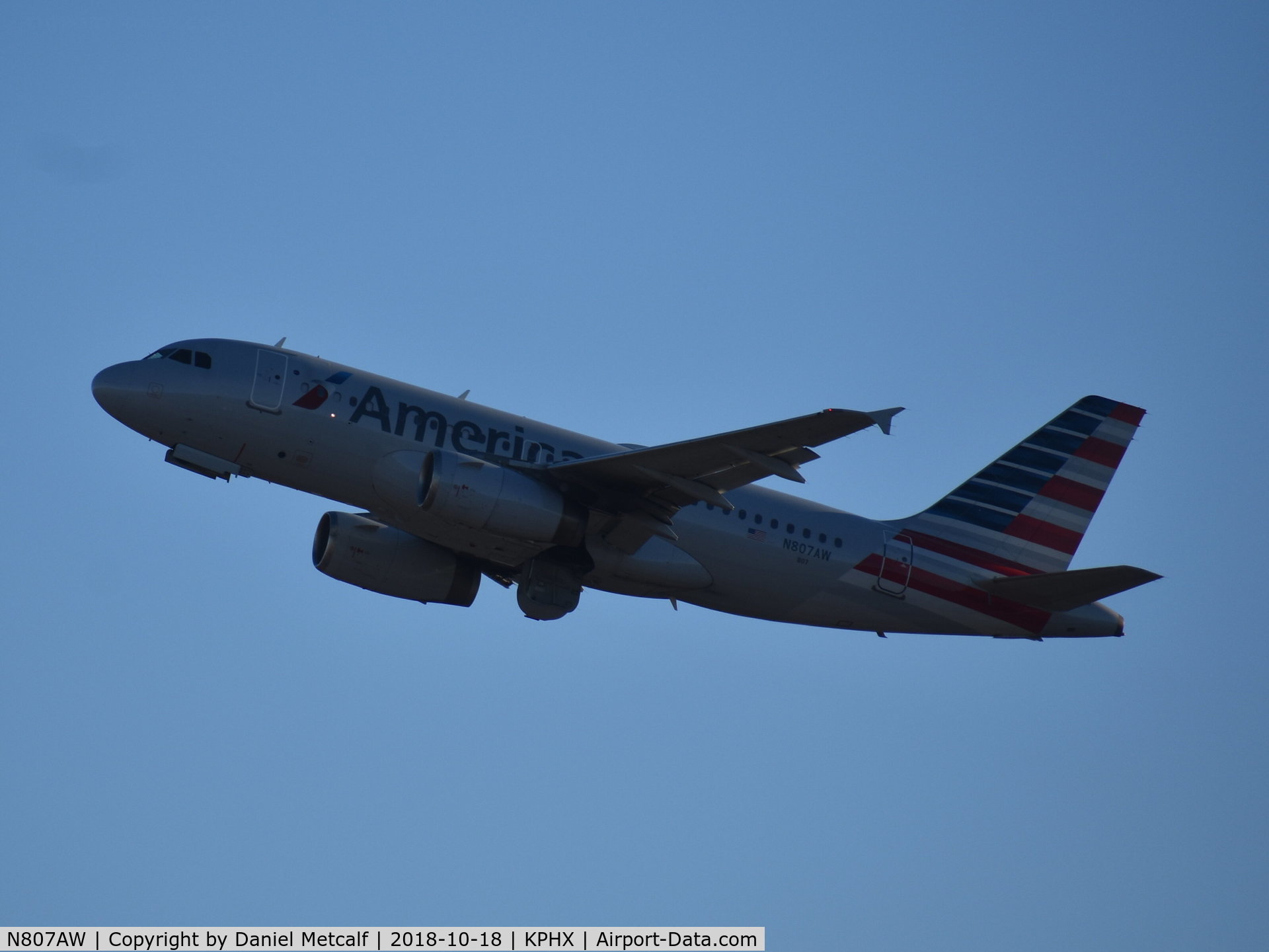 N807AW, 1999 Airbus A319-132 C/N 1064, Seen taking off from Phoenix Sky Harbor International Airport