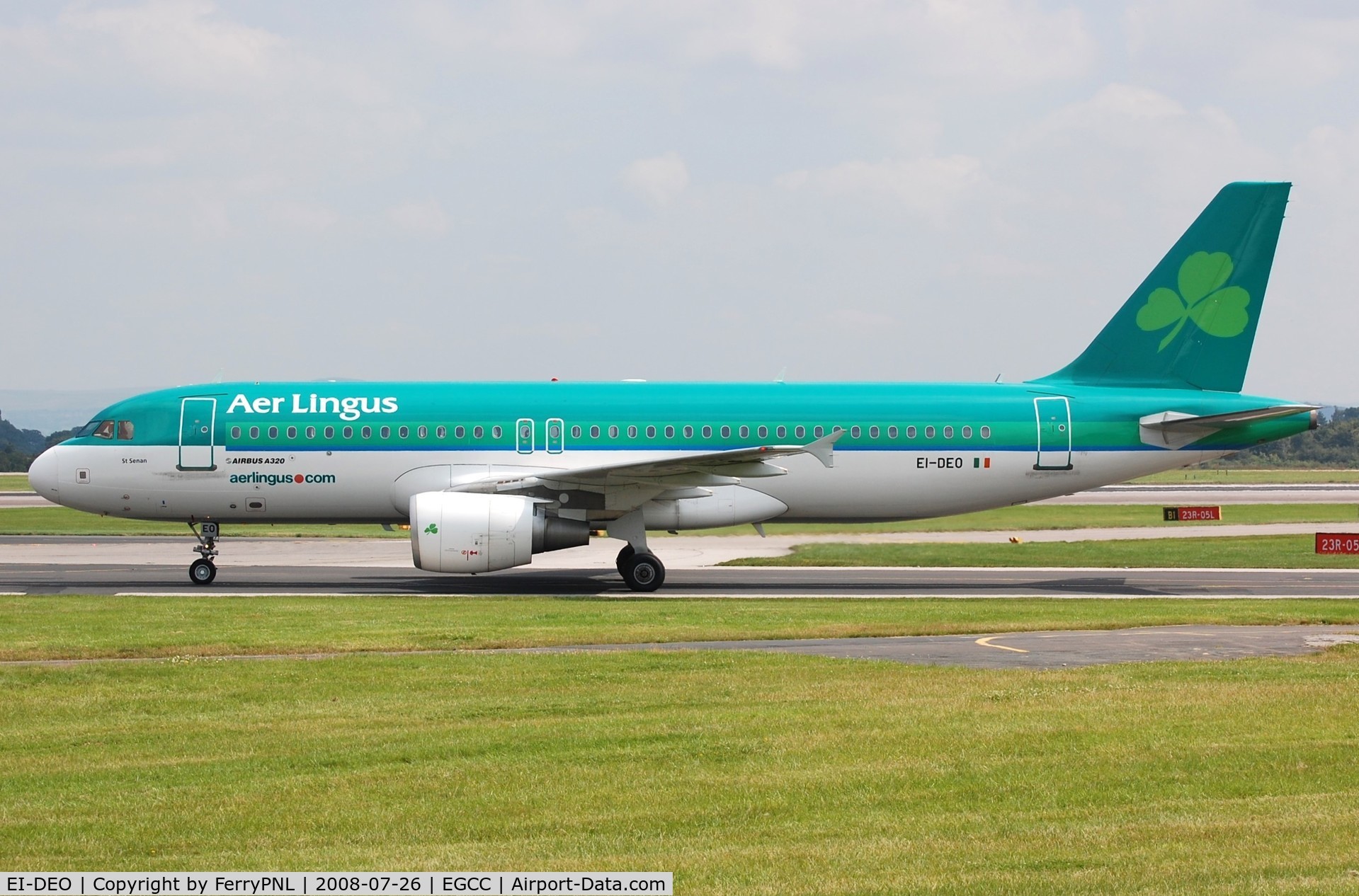 EI-DEO, 2005 Airbus A320-214 C/N 2486, Aer Lingus A320 in its original colors.