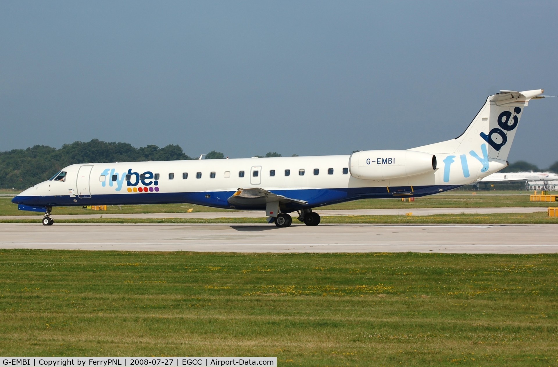 G-EMBI, 1999 Embraer EMB-145EU (ERJ-145EU) C/N 145126, Flybe ERJ145 for take-off.