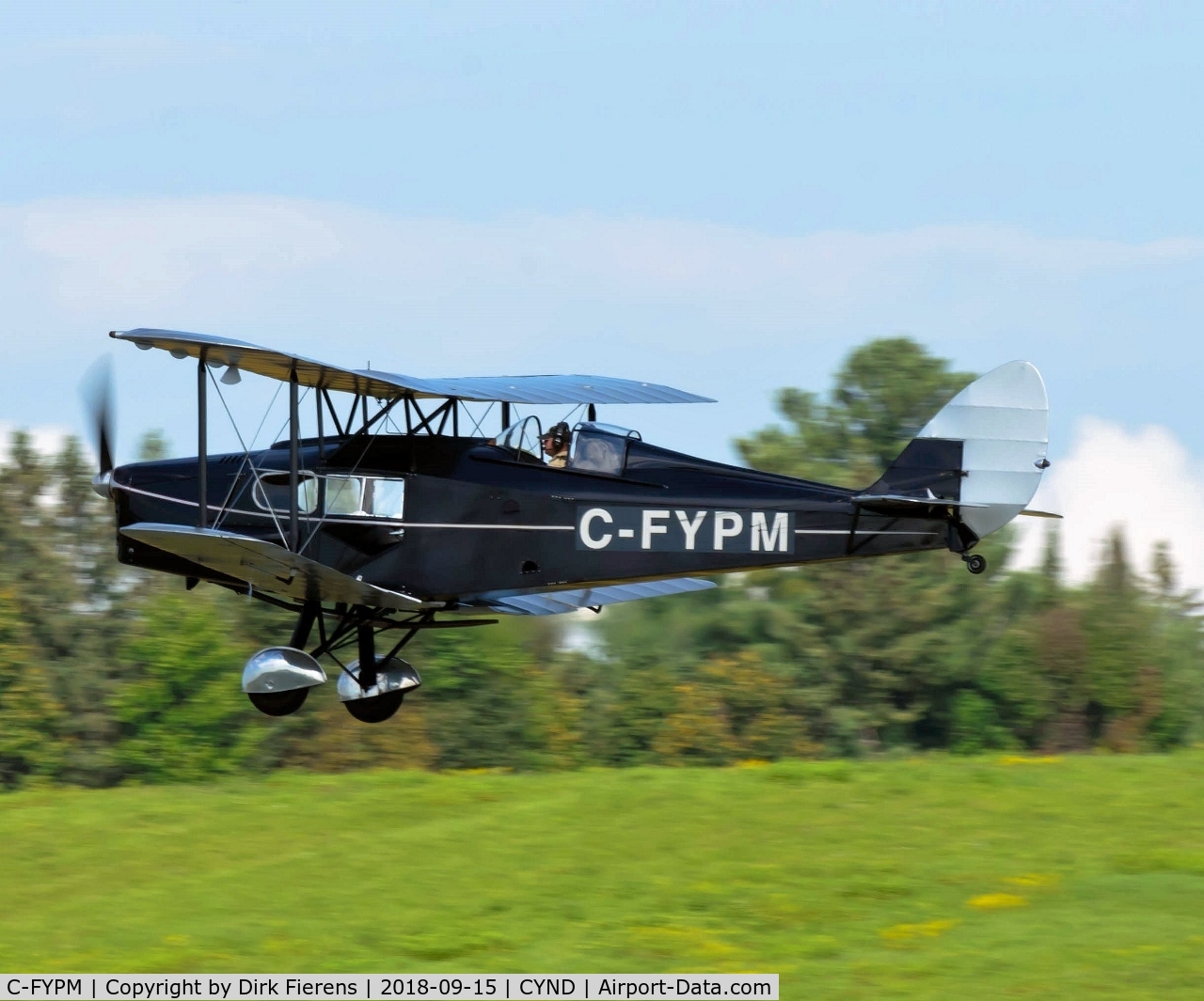 C-FYPM, 1932 De Havilland DH-83C Fox Moth C/N 4033, Just taking off.