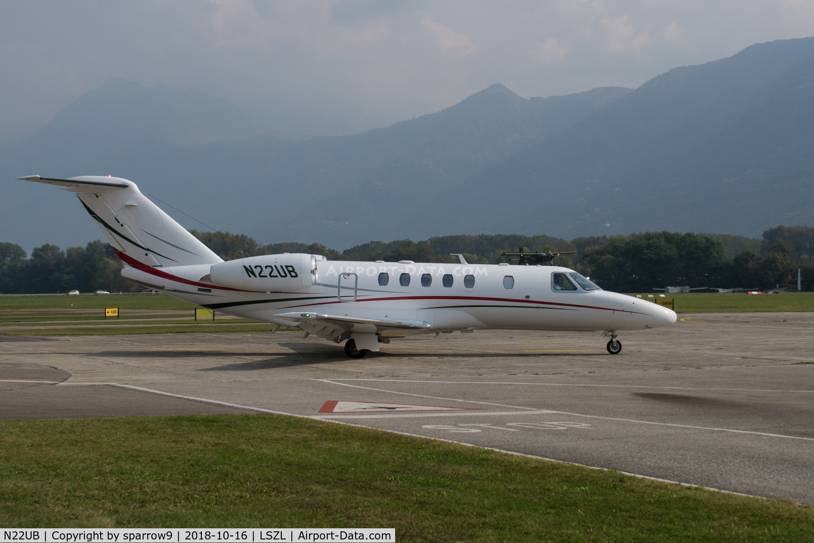 N22UB, 2014 Cessna 525C CitationJet CJ4 C/N 525C-0182, At Locarno-Magadino airfield, civil side.