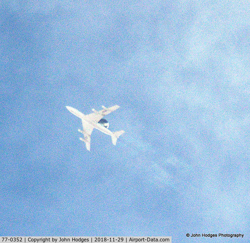 77-0352, 1977 Boeing E-3B Sentry C/N 21552, Doing NORAD training over SE New Mexico